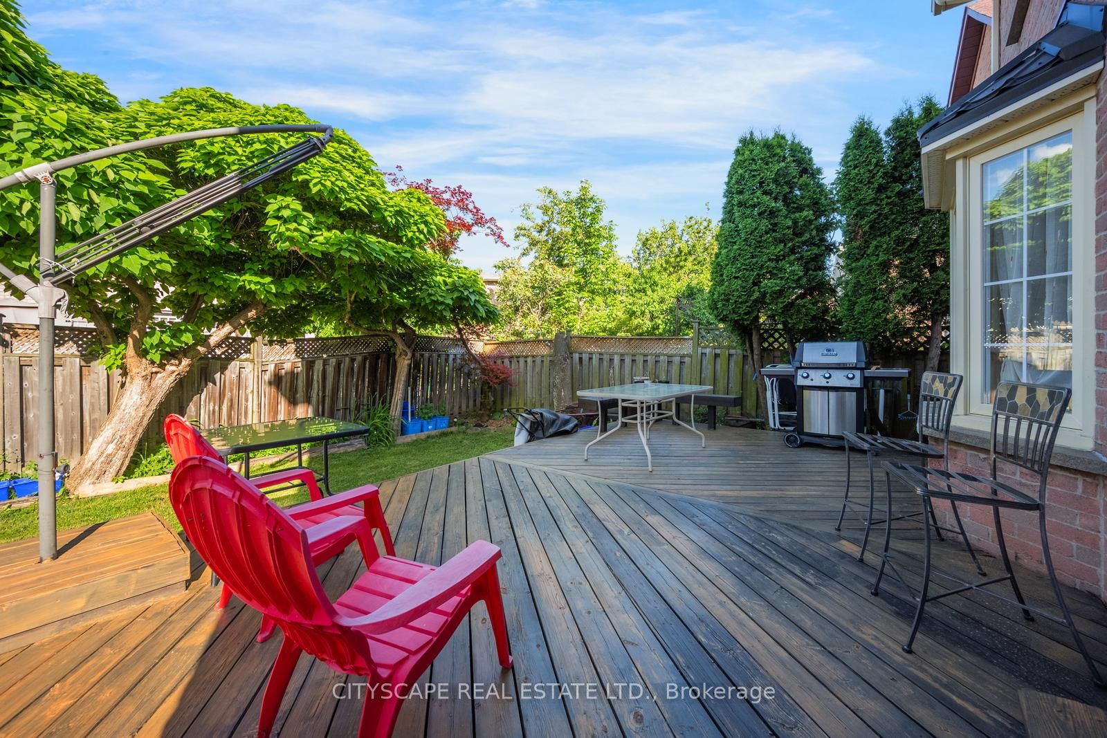 301 Kingsbridge Garden Property Photo 49