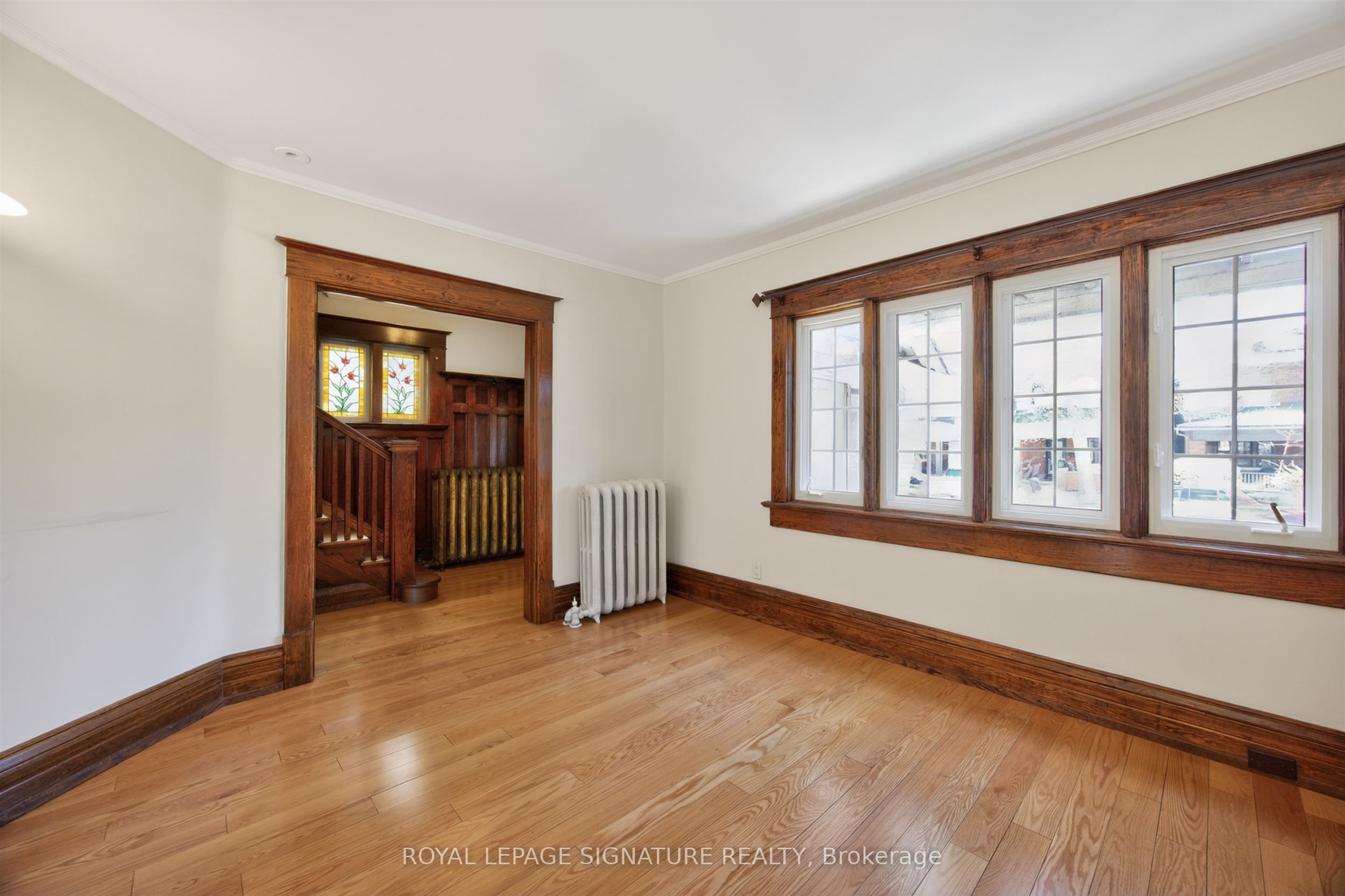 426 Armadale Avenue Property Photo 6