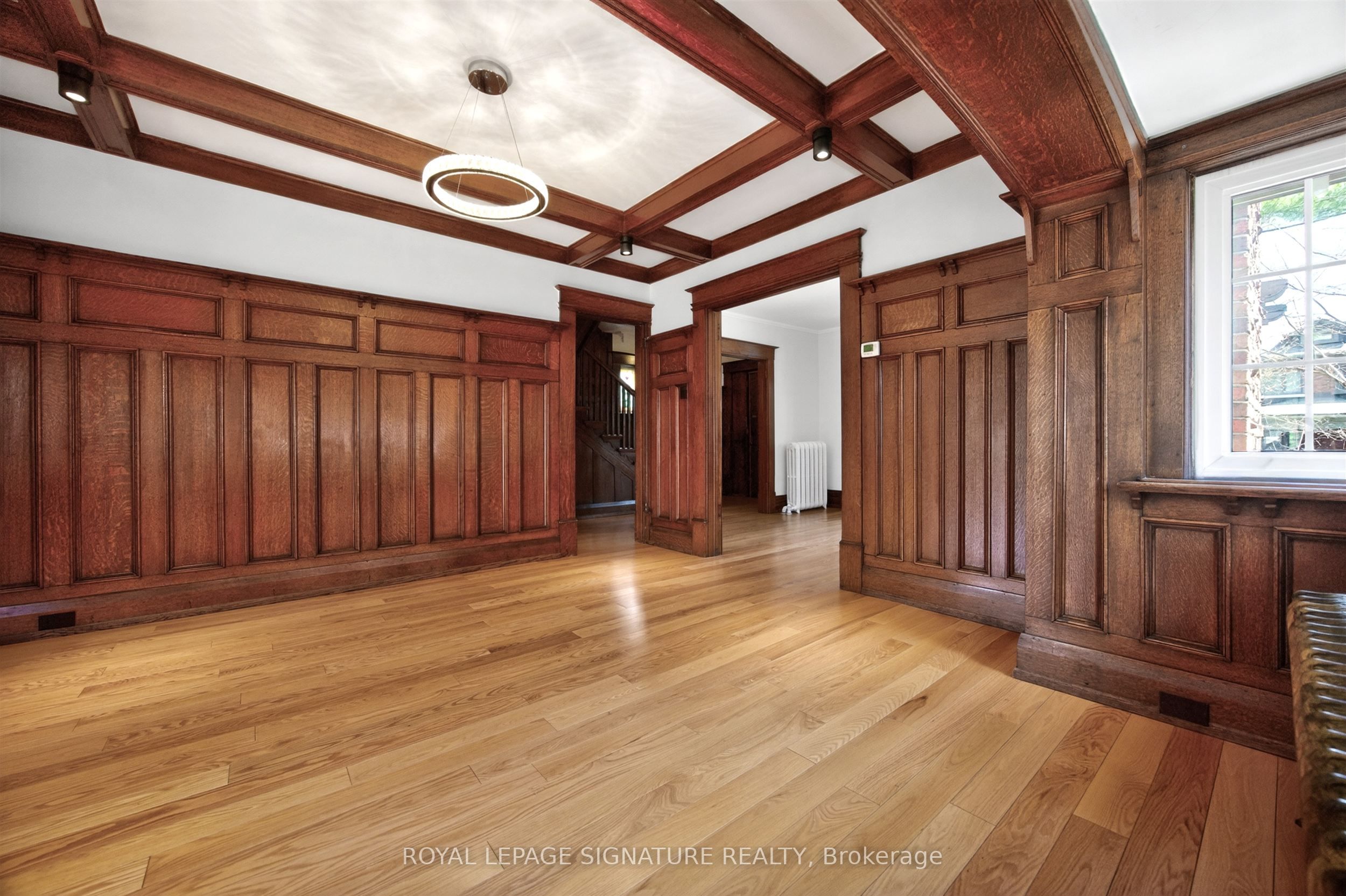 426 Armadale Avenue Property Photo 8
