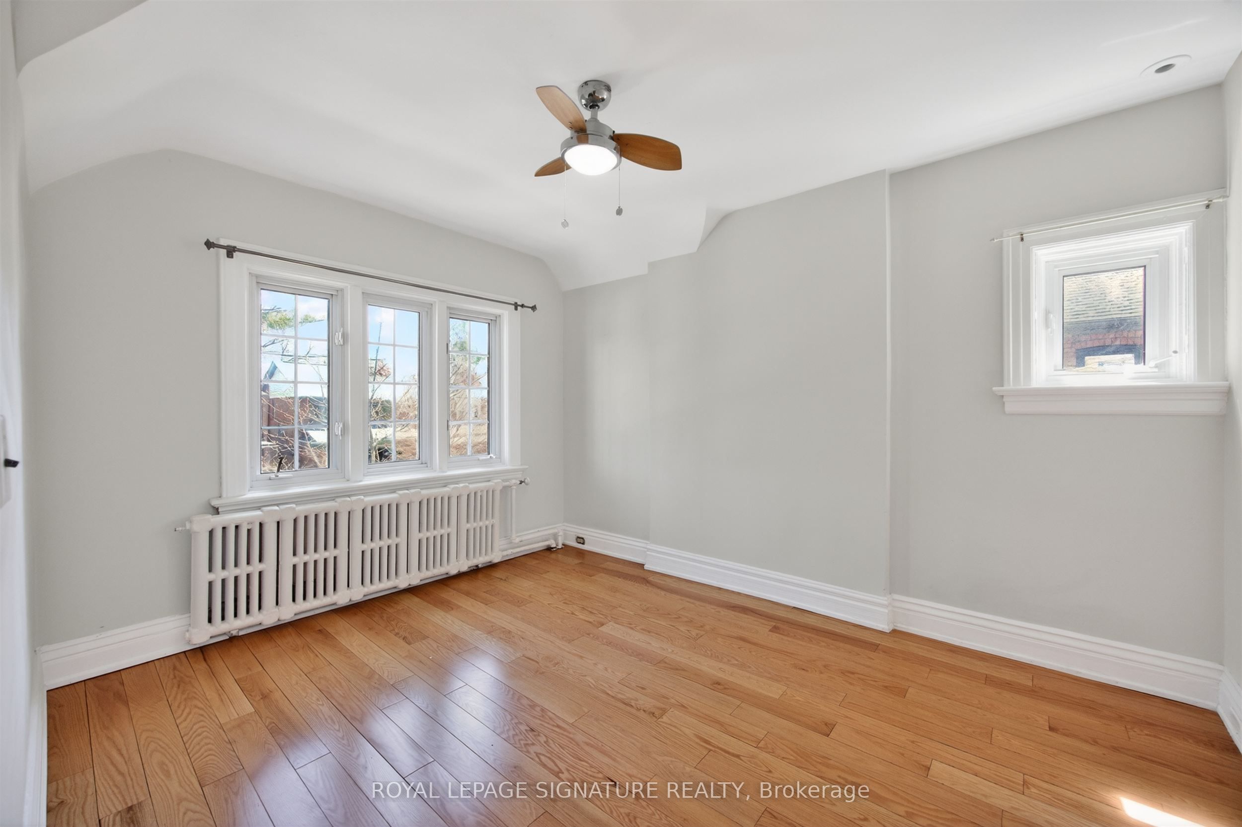 426 Armadale Avenue Property Photo 29