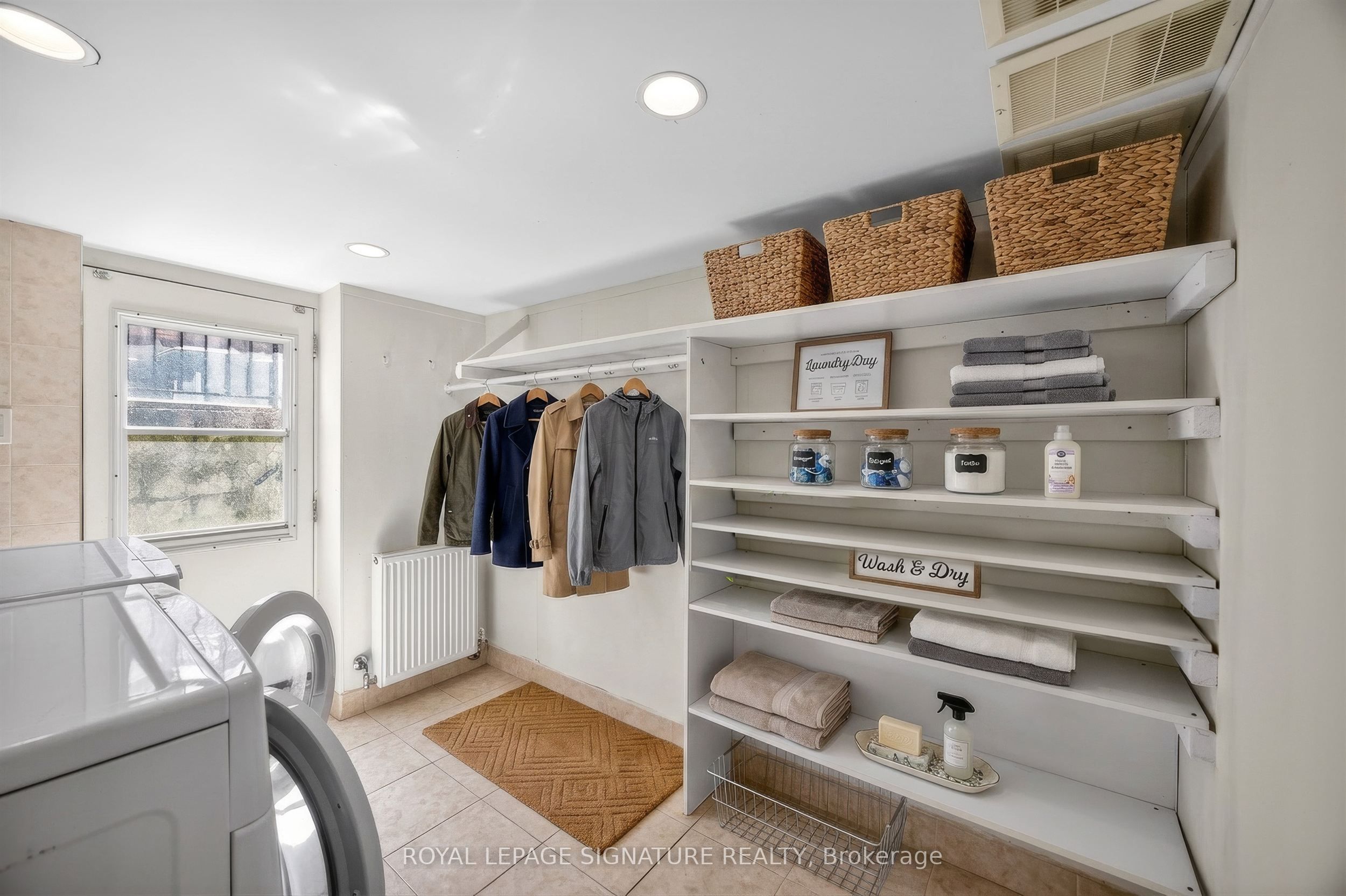 426 Armadale Avenue Property Photo 45
