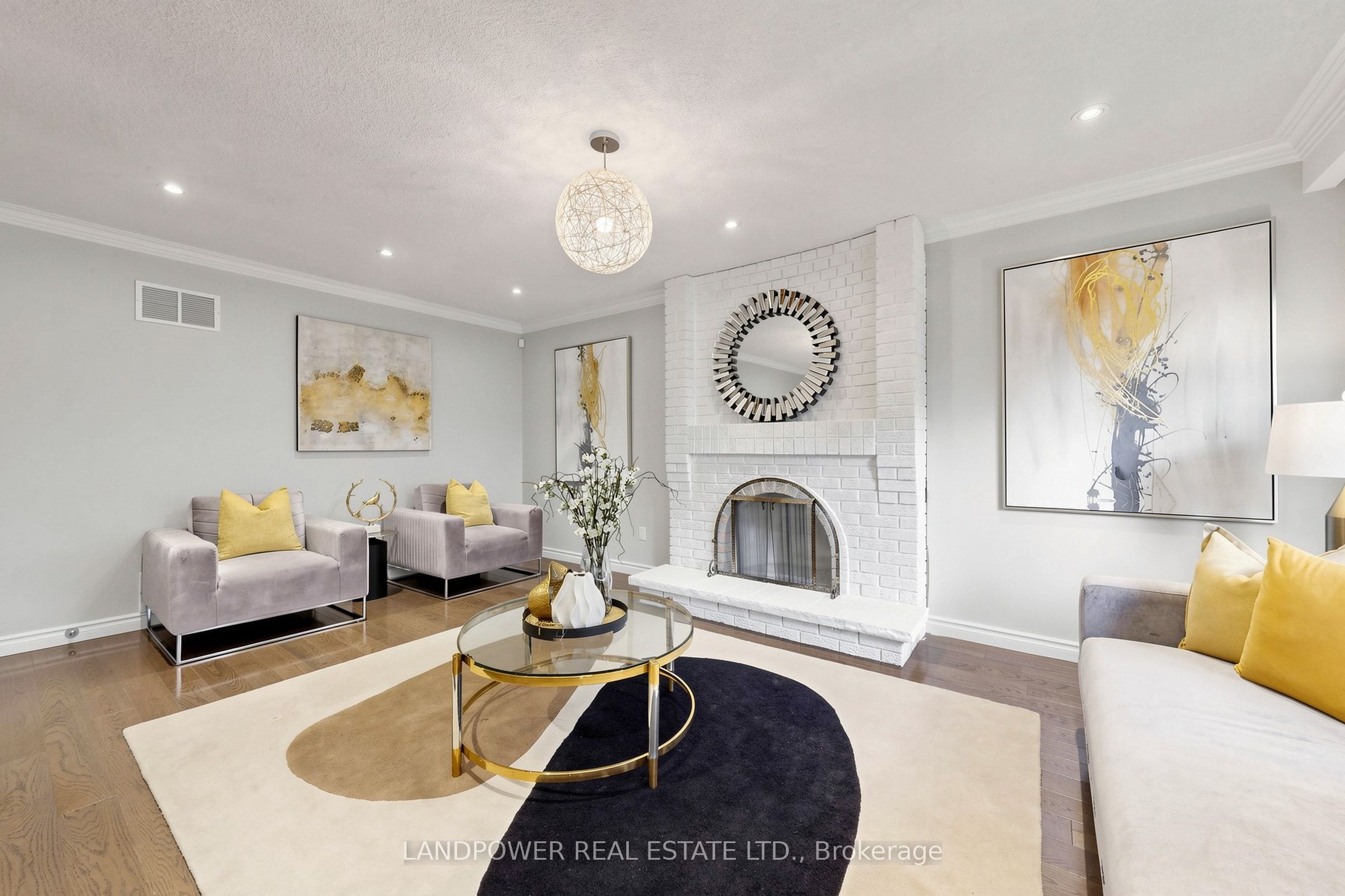317 Paisley Boulevard W Property Photo 14