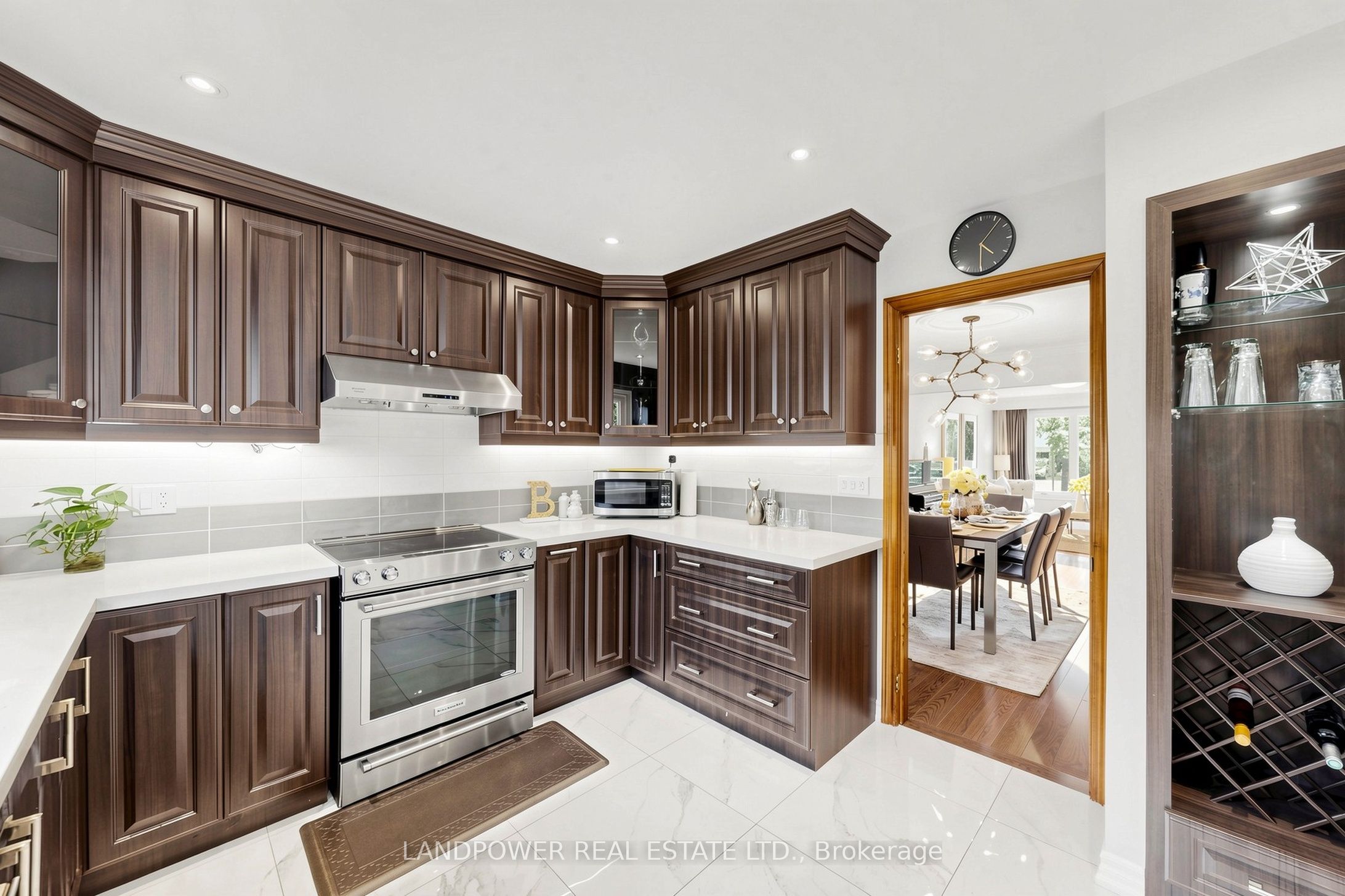 317 Paisley Boulevard W Property Photo 20