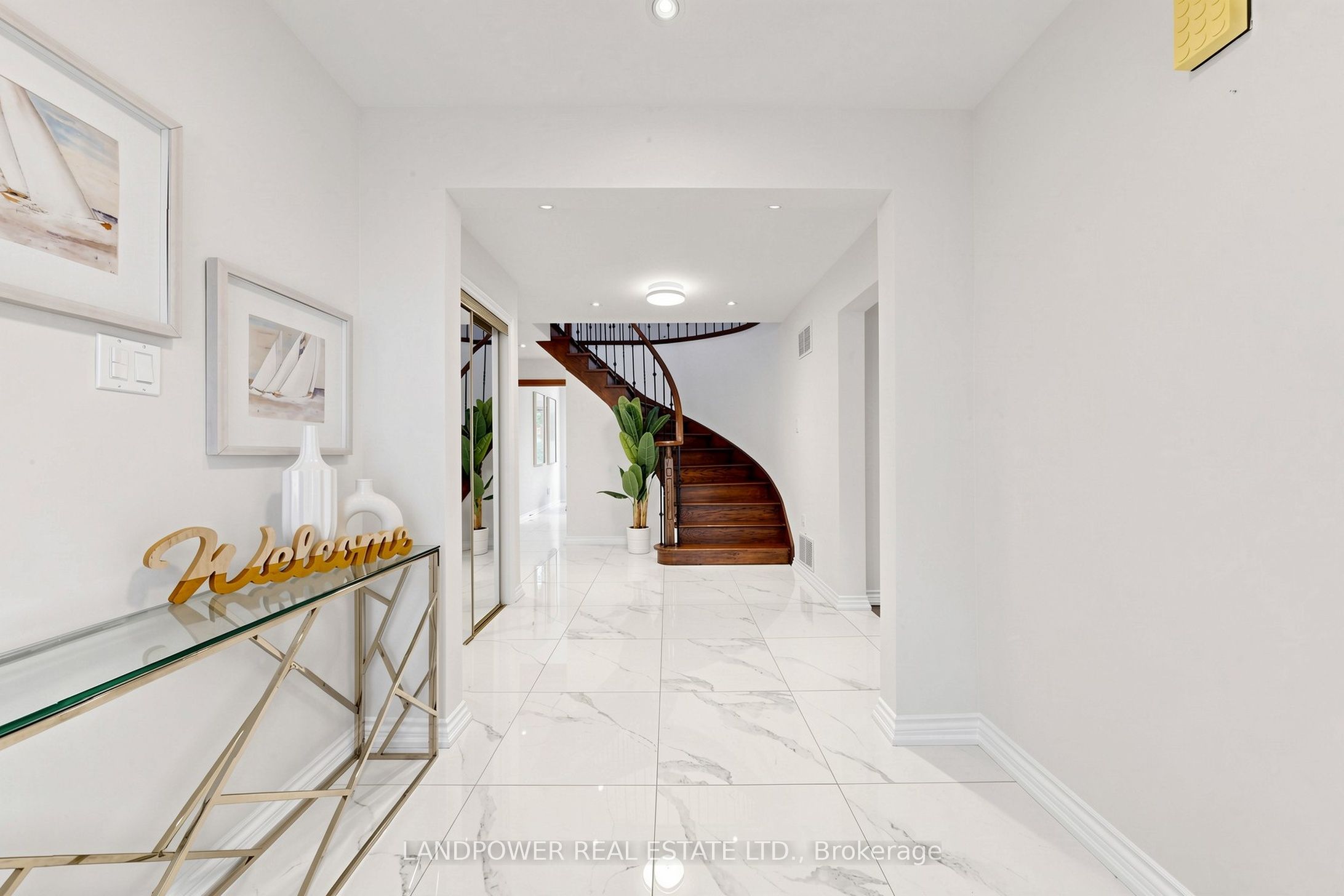 317 Paisley Boulevard W Property Photo 25