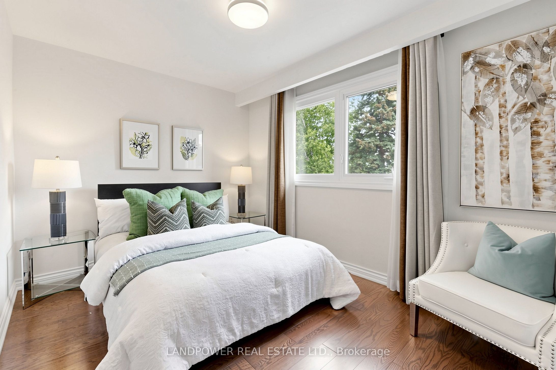 317 Paisley Boulevard W Property Photo 35