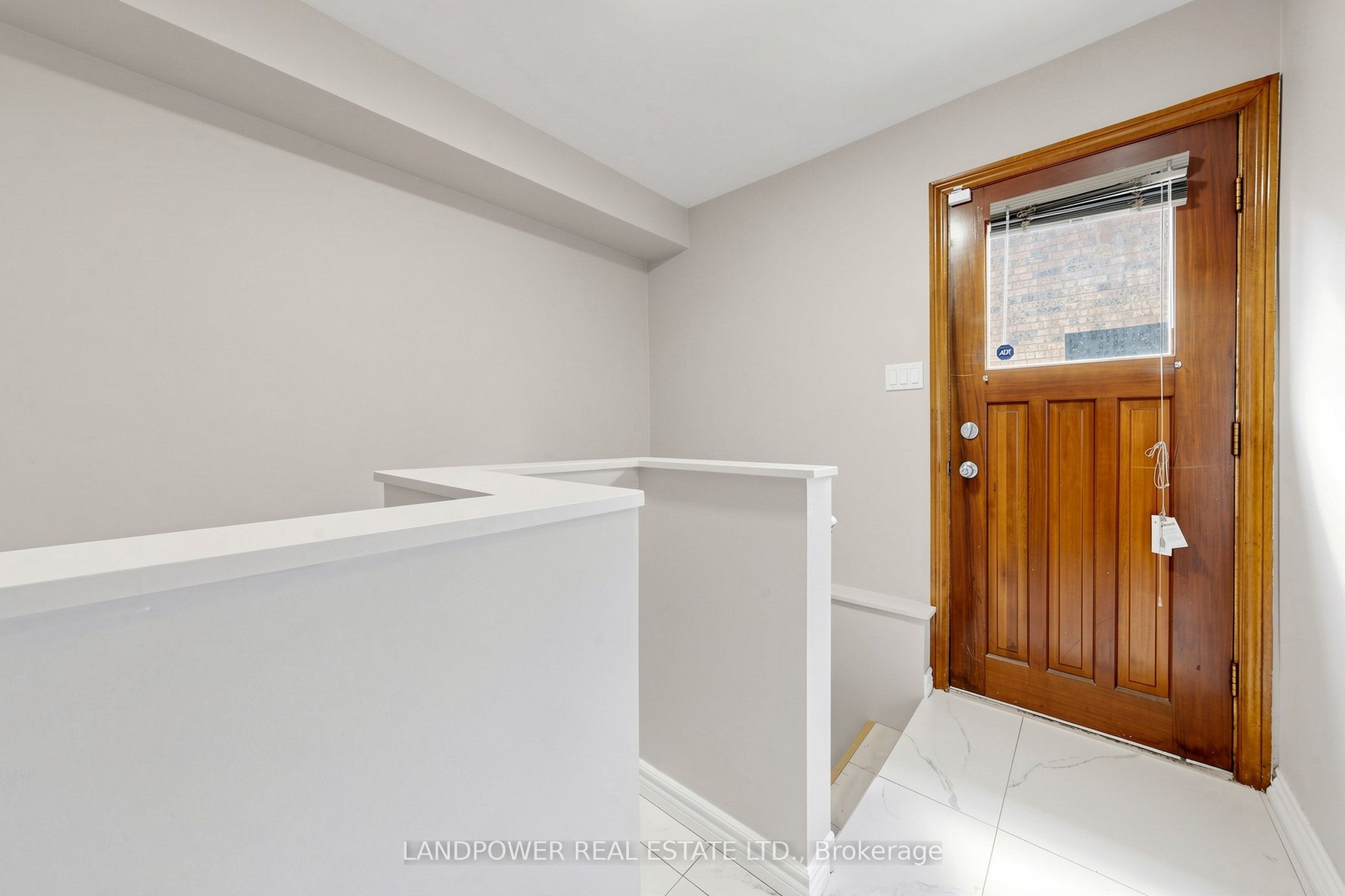 317 Paisley Boulevard W Property Photo 38