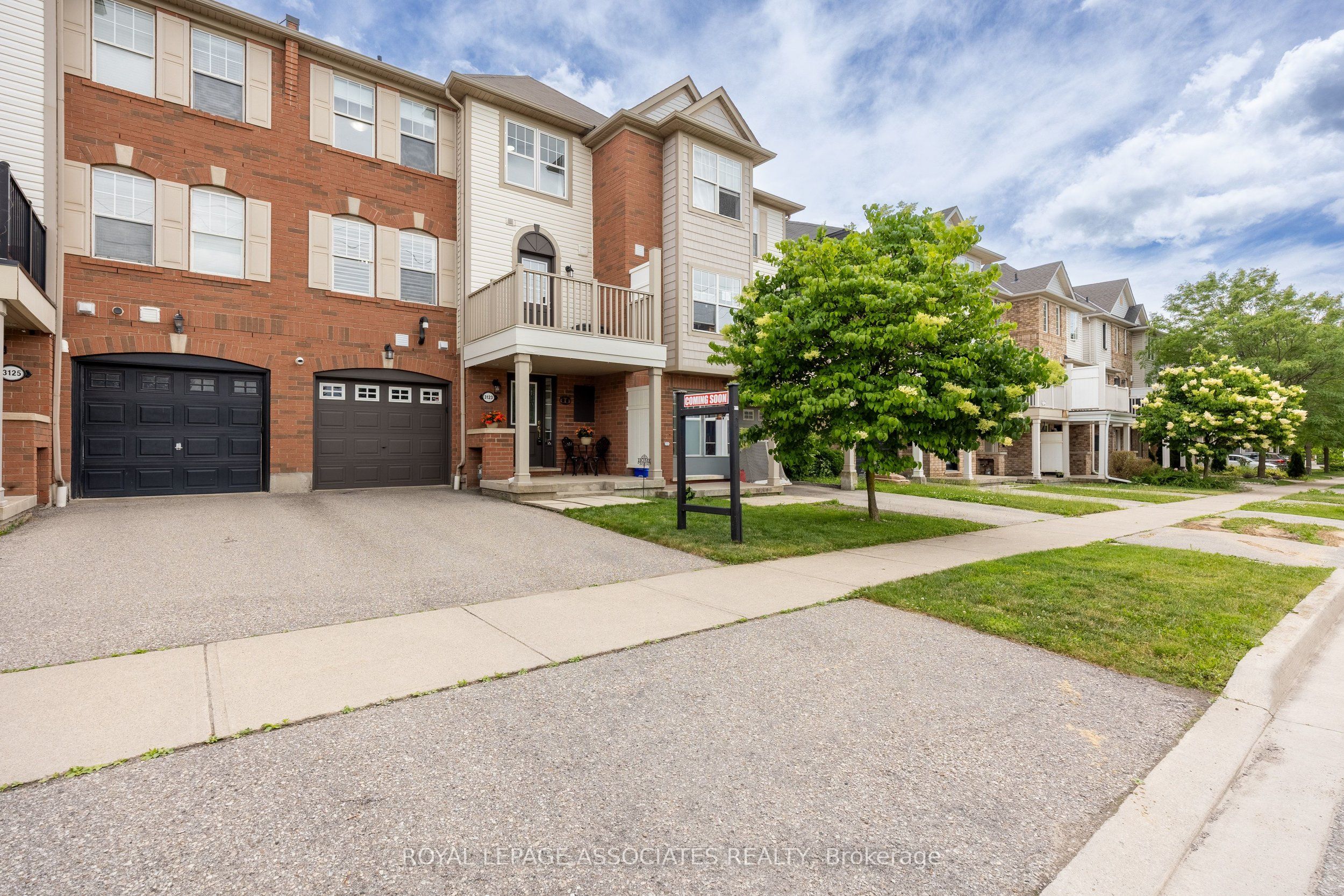 3123 Stornoway Circle Property Photo 3