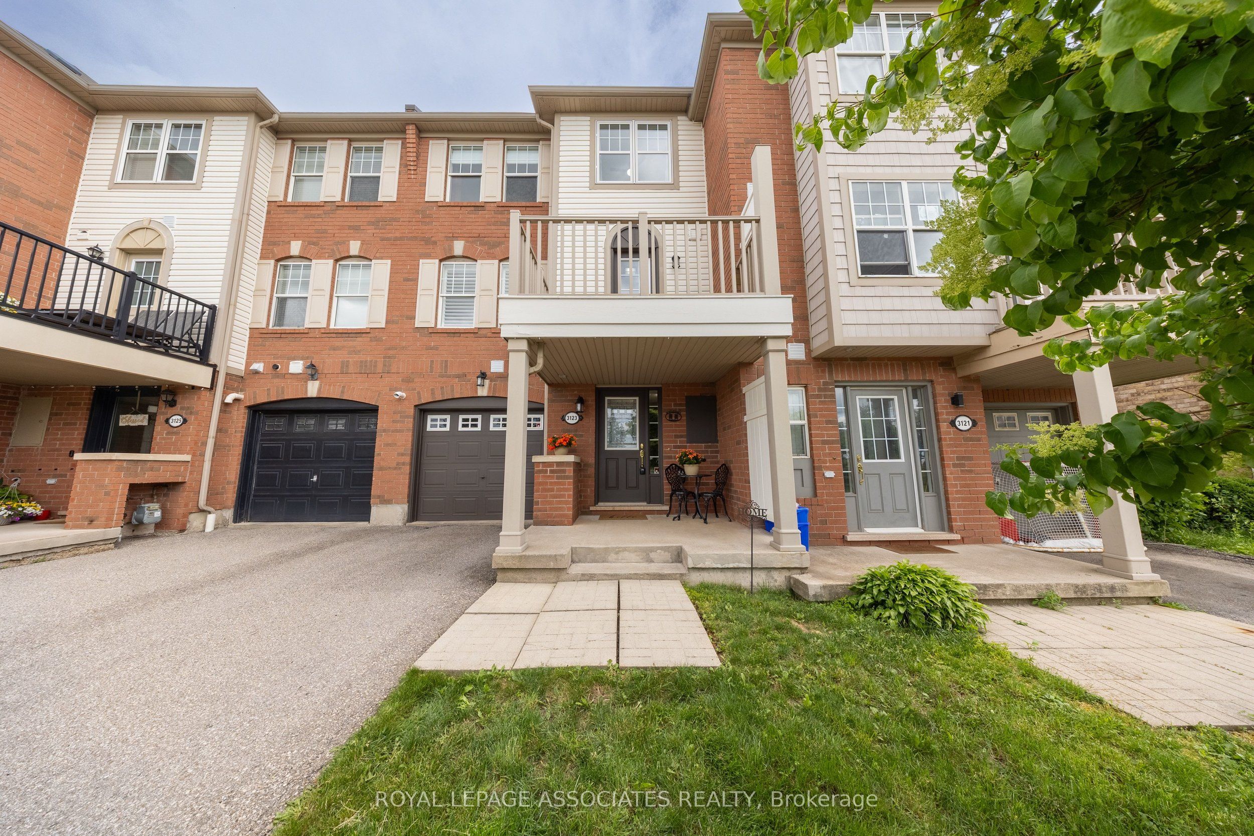 3123 Stornoway Circle Property Photo 4