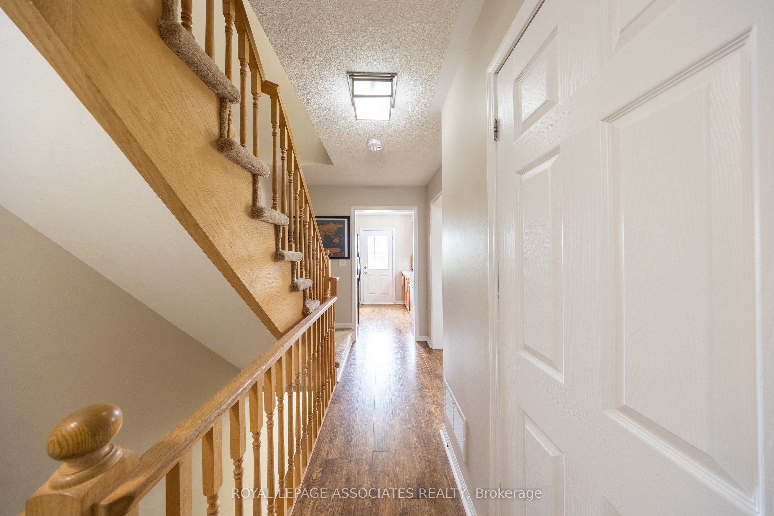3123 Stornoway Circle Property Photo 8