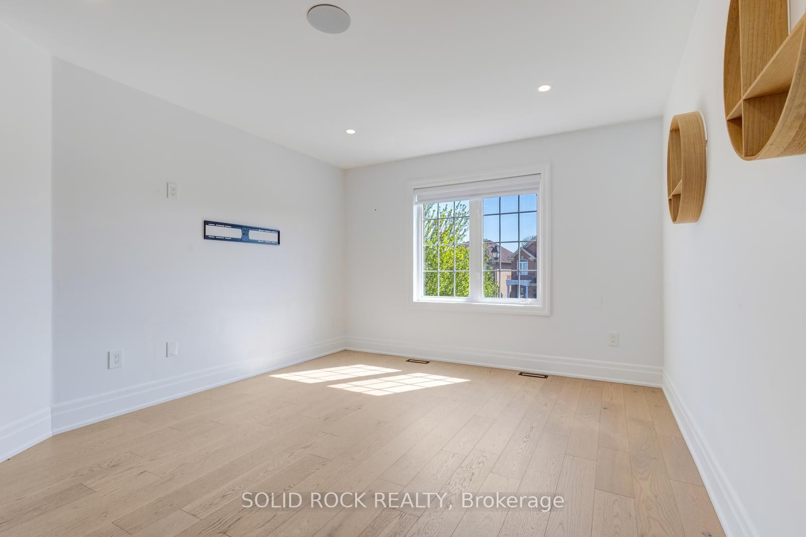 75 Tarquini Crescent Property Photo 18