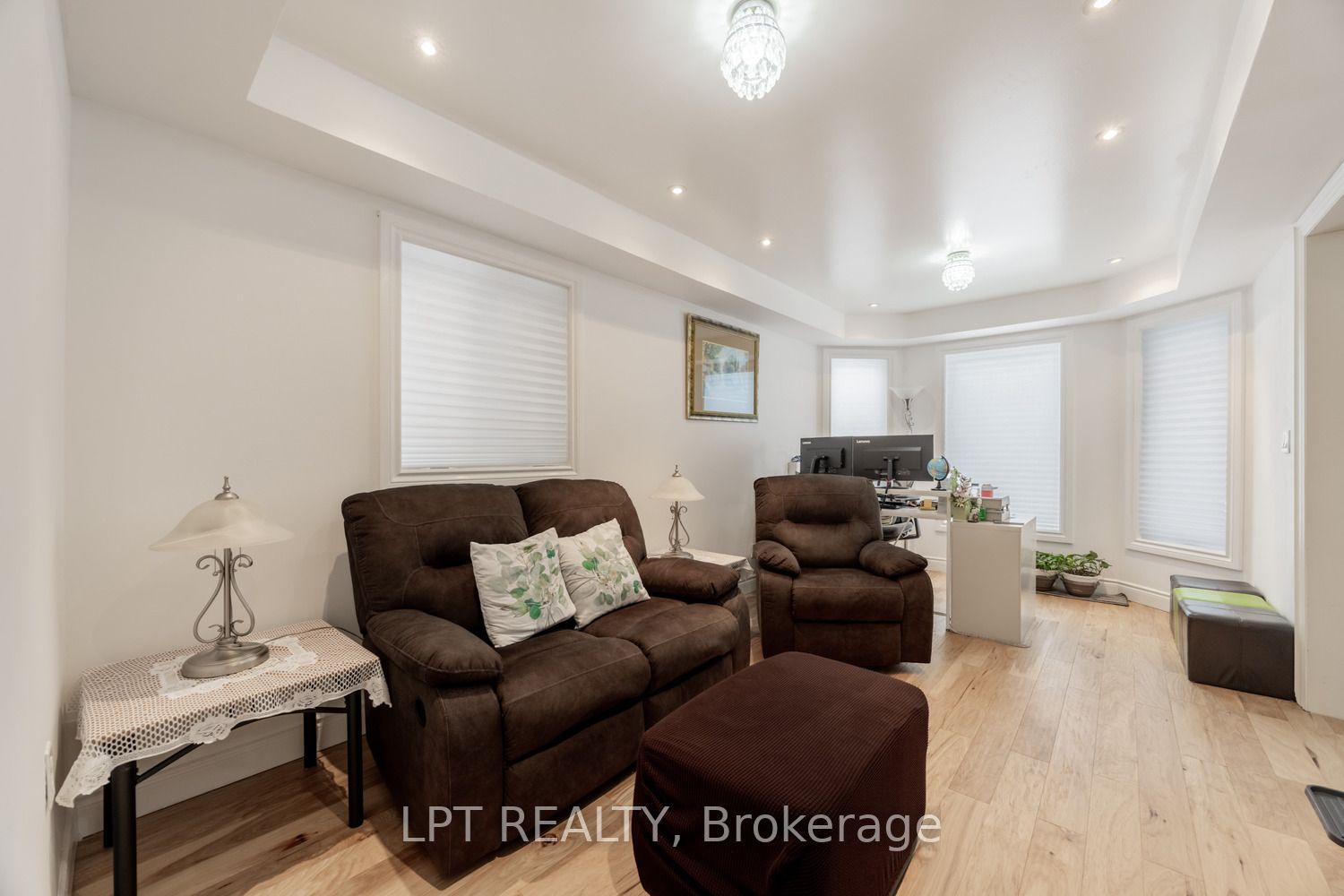 3040 Bentley Drive Property Photo 10