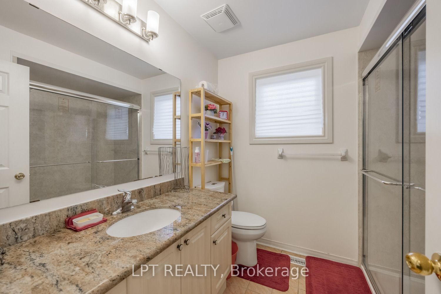 3040 Bentley Drive Property Photo 14