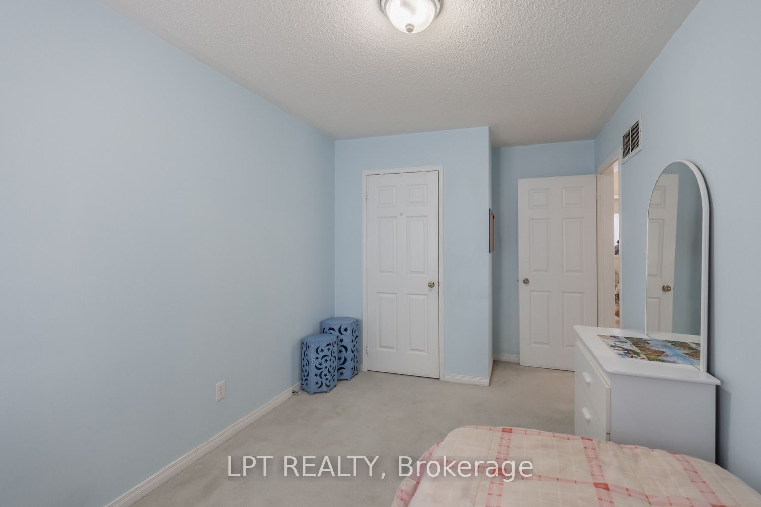 3040 Bentley Drive Property Photo 15