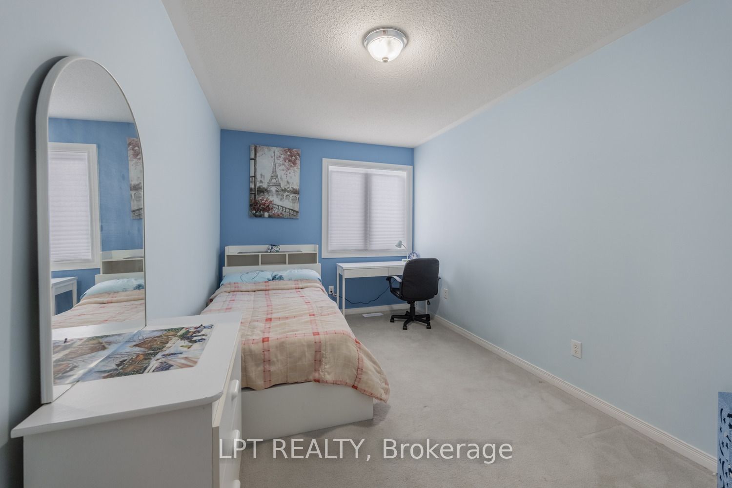 3040 Bentley Drive Property Photo 16