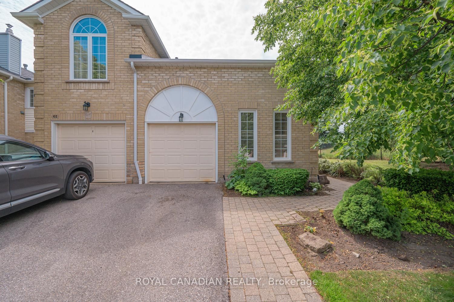 63 Heathcliffe Square Property Photo 5