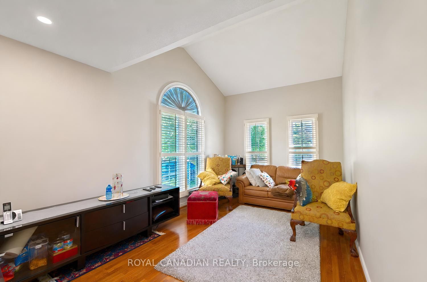 63 Heathcliffe Square Property Photo 10