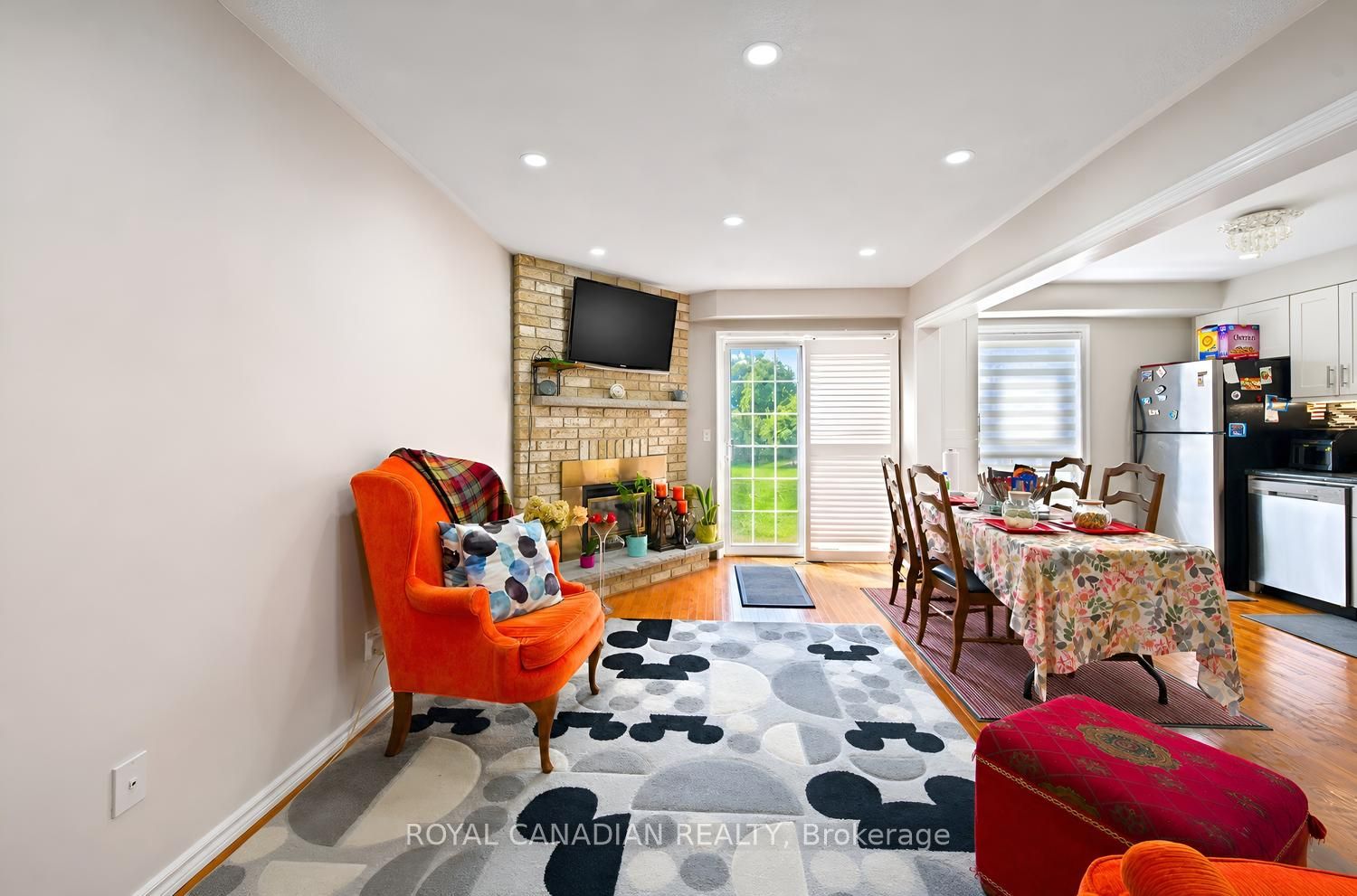 63 Heathcliffe Square Property Photo 16