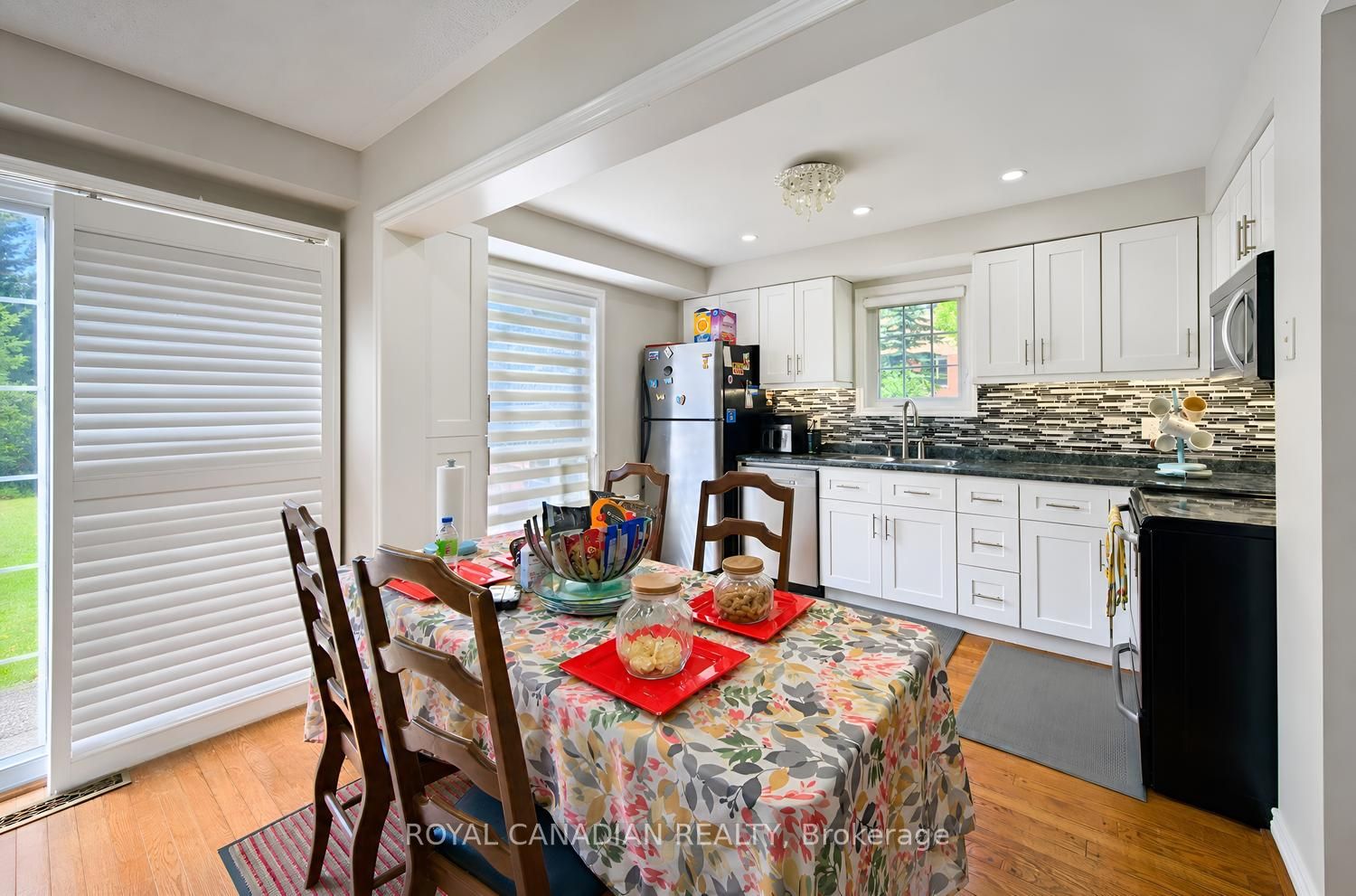 63 Heathcliffe Square Property Photo 18
