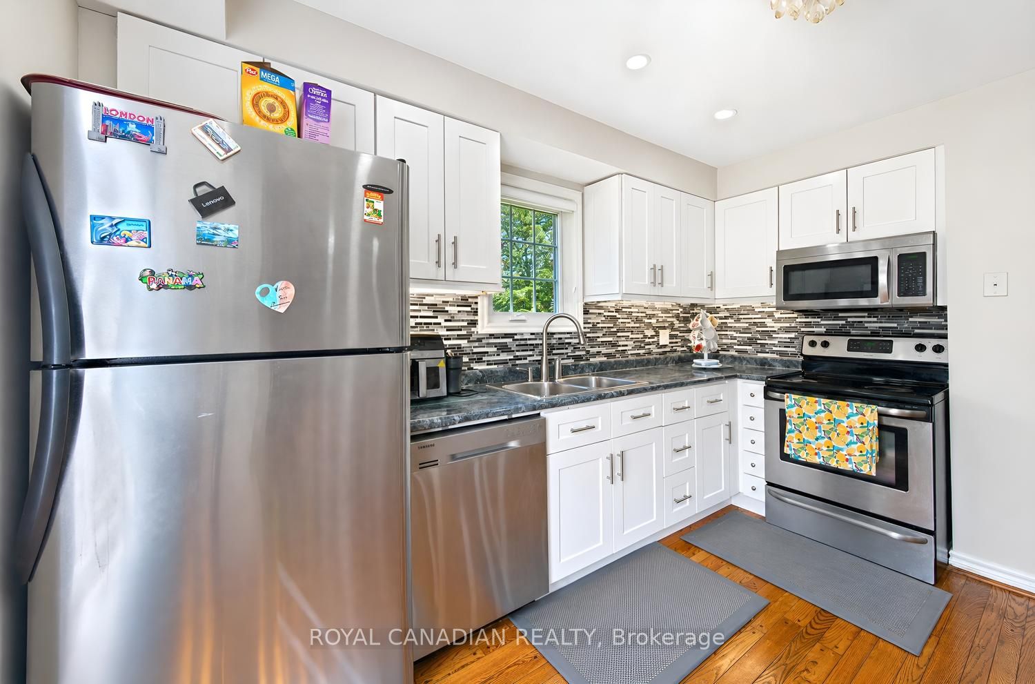 63 Heathcliffe Square Property Photo 21