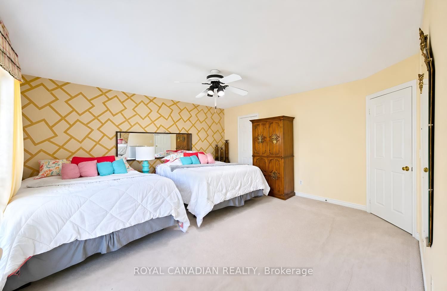 63 Heathcliffe Square Property Photo 30