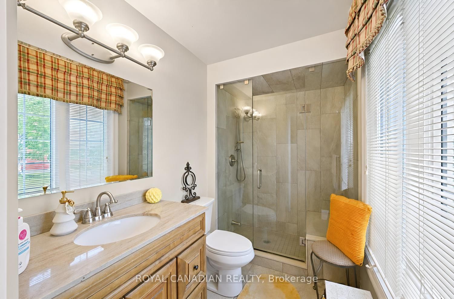 63 Heathcliffe Square Property Photo 31