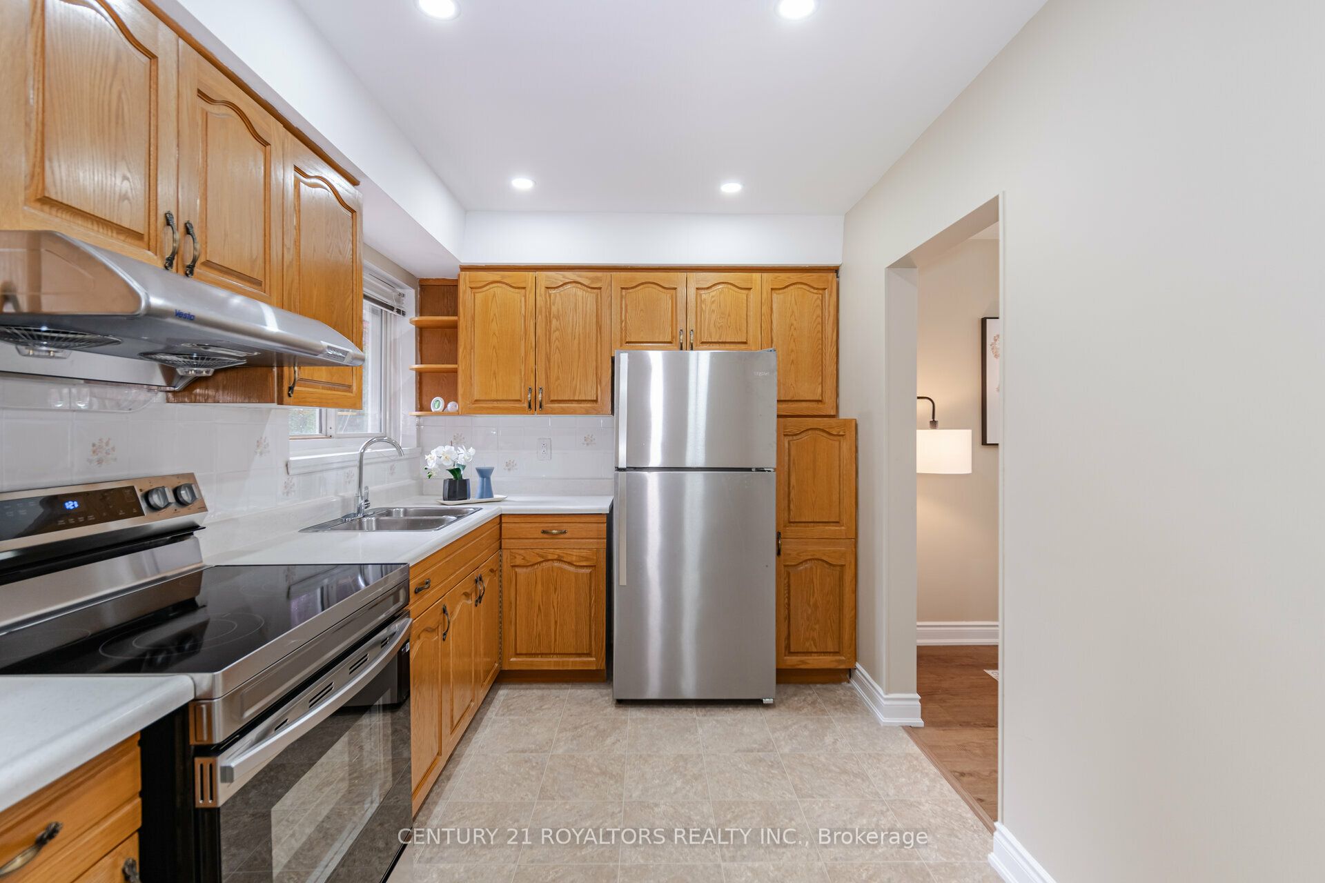 21 Jersey Avenue Property Photo 13