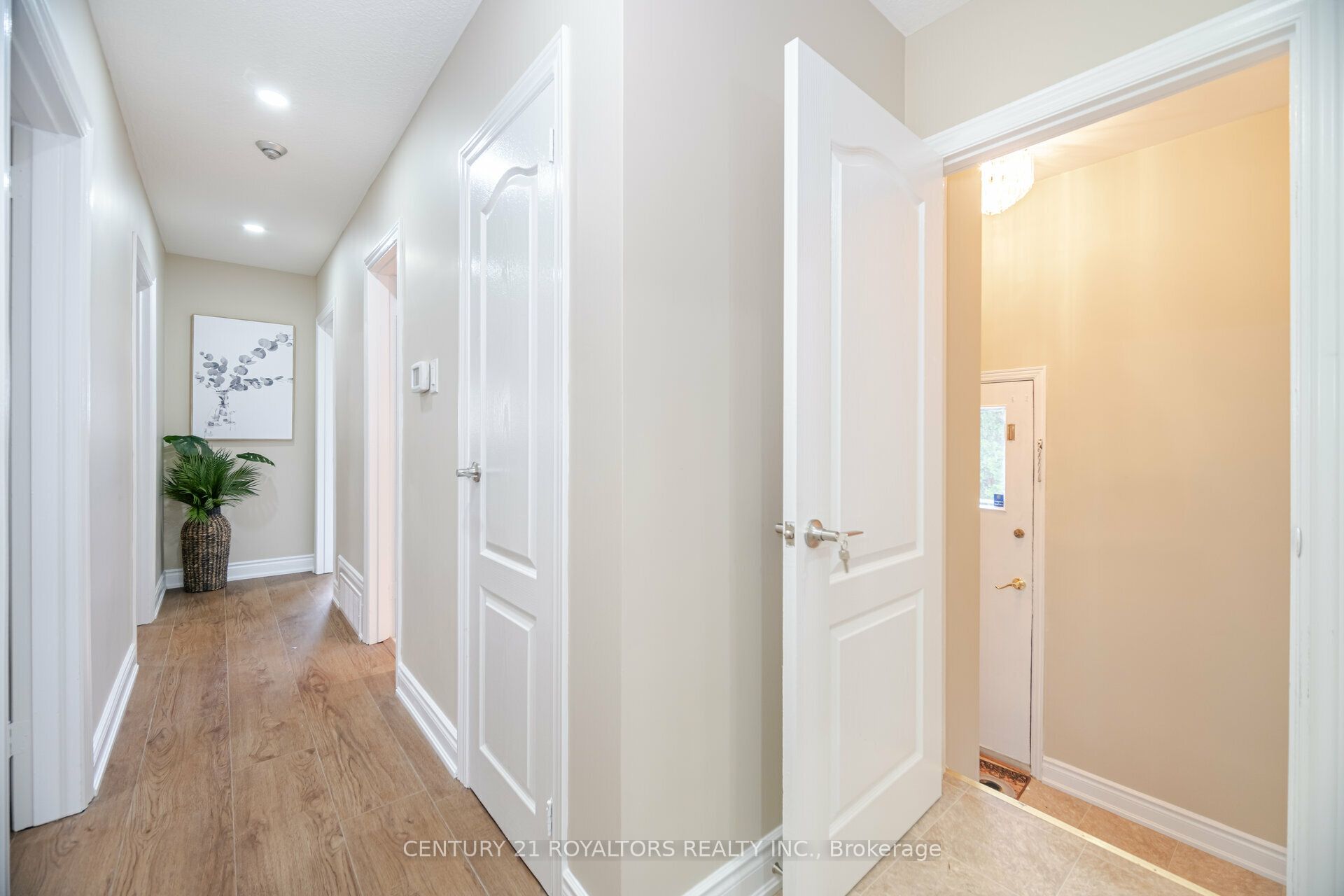 21 Jersey Avenue Property Photo 25