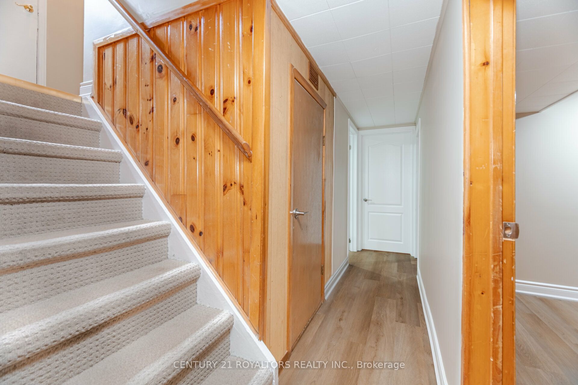 21 Jersey Avenue Property Photo 26