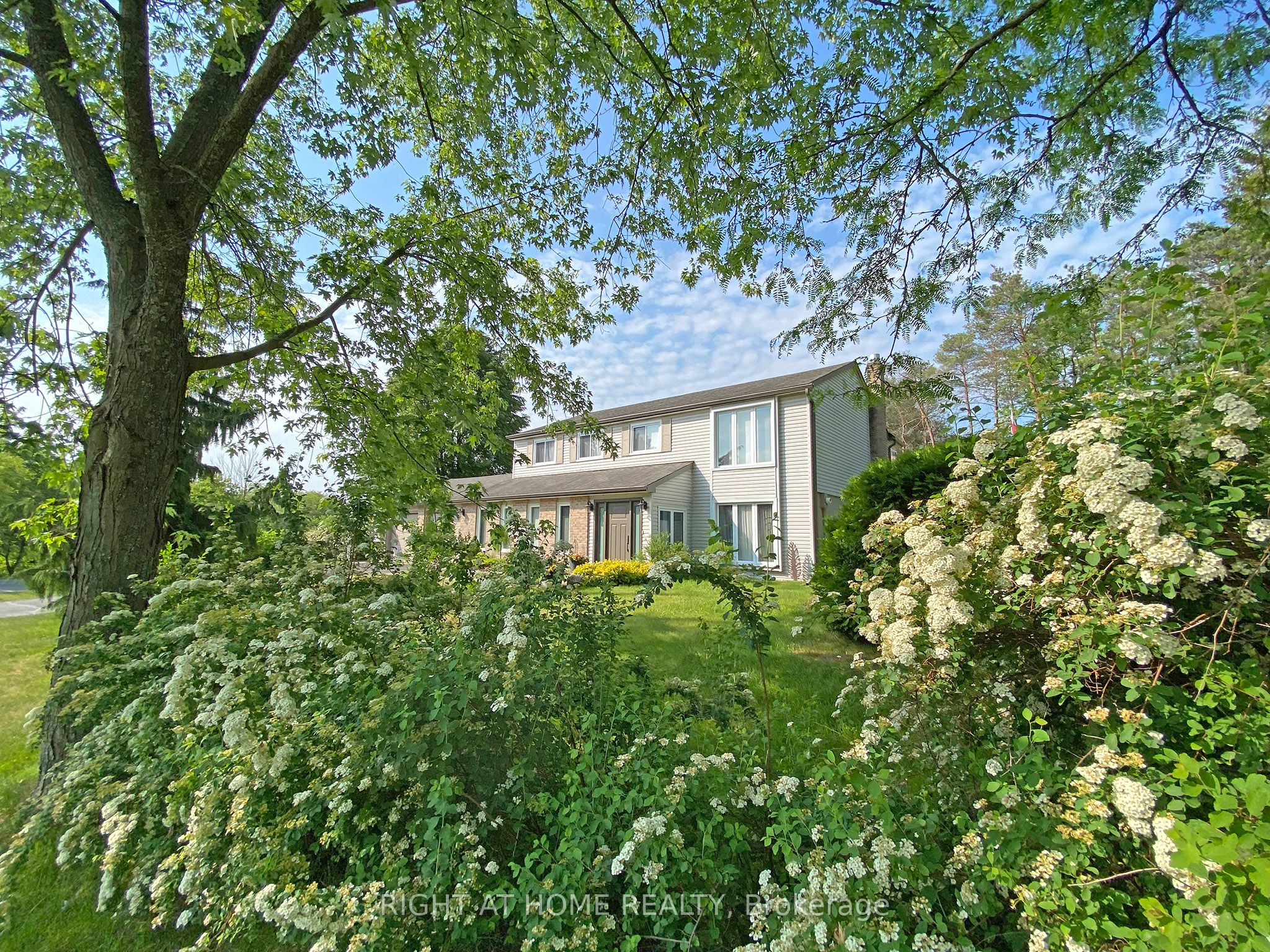 10 Munro Street Property Photo 2