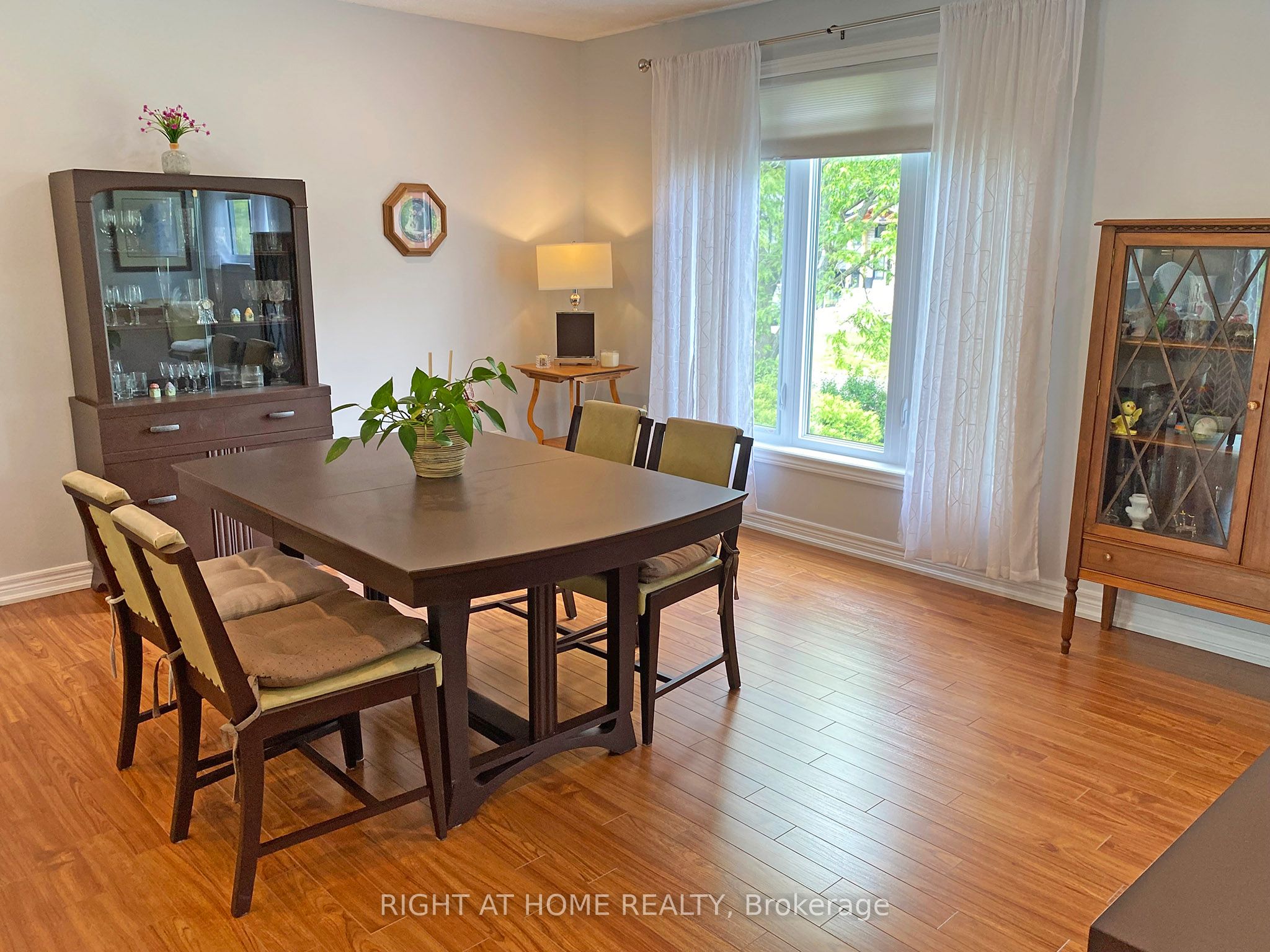 10 Munro Street Property Photo 12