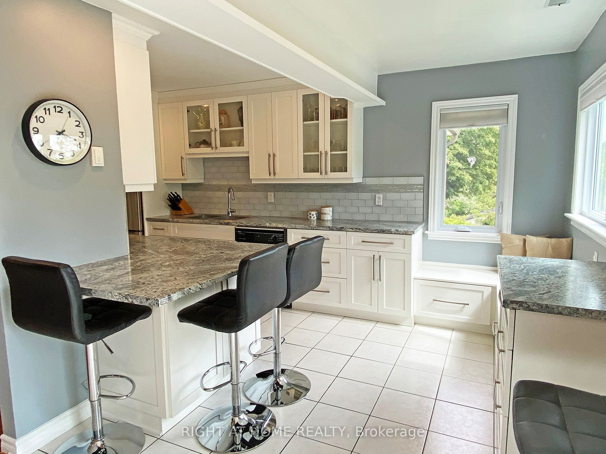 10 Munro Street Property Photo 17