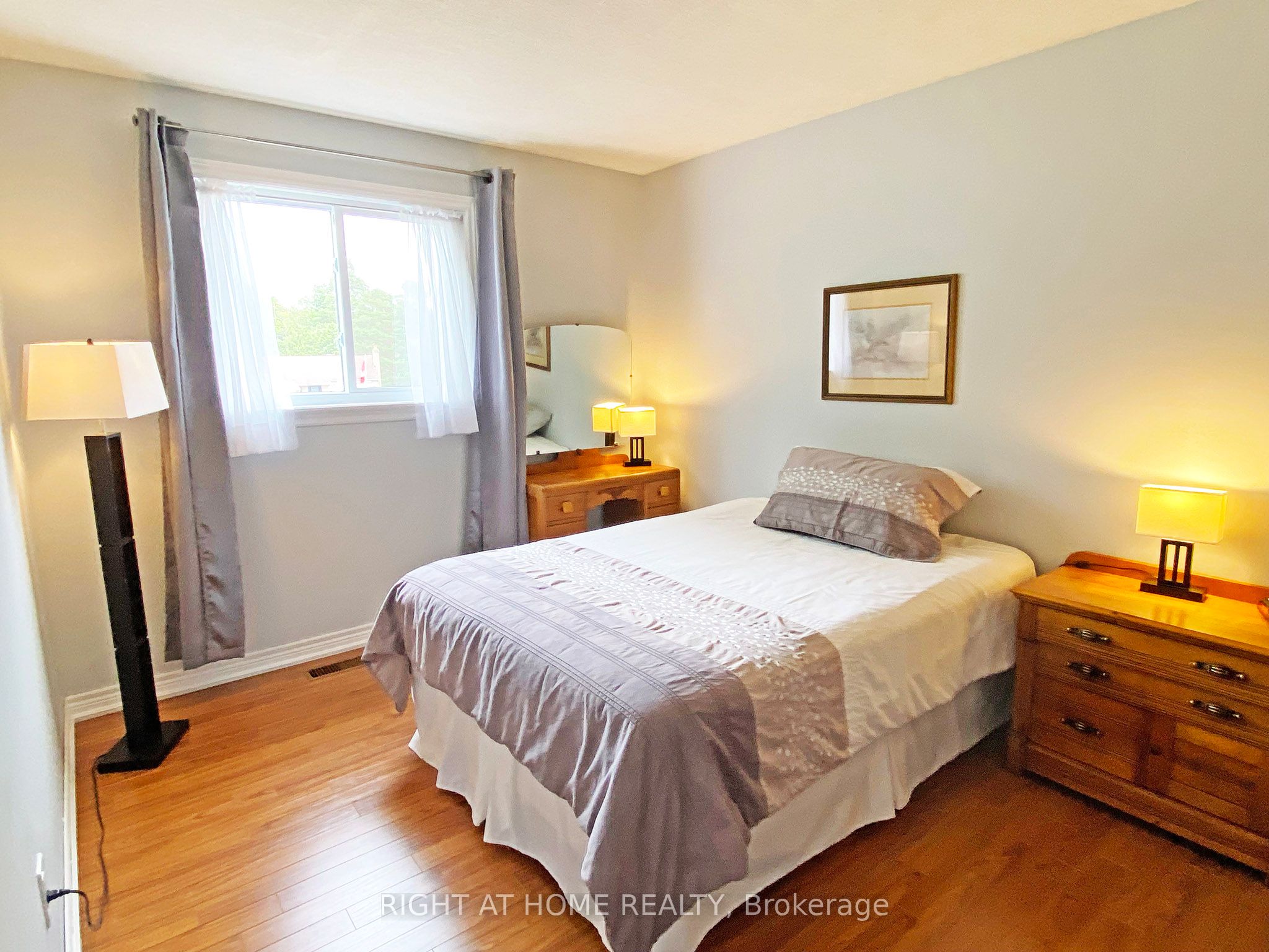 10 Munro Street Property Photo 22