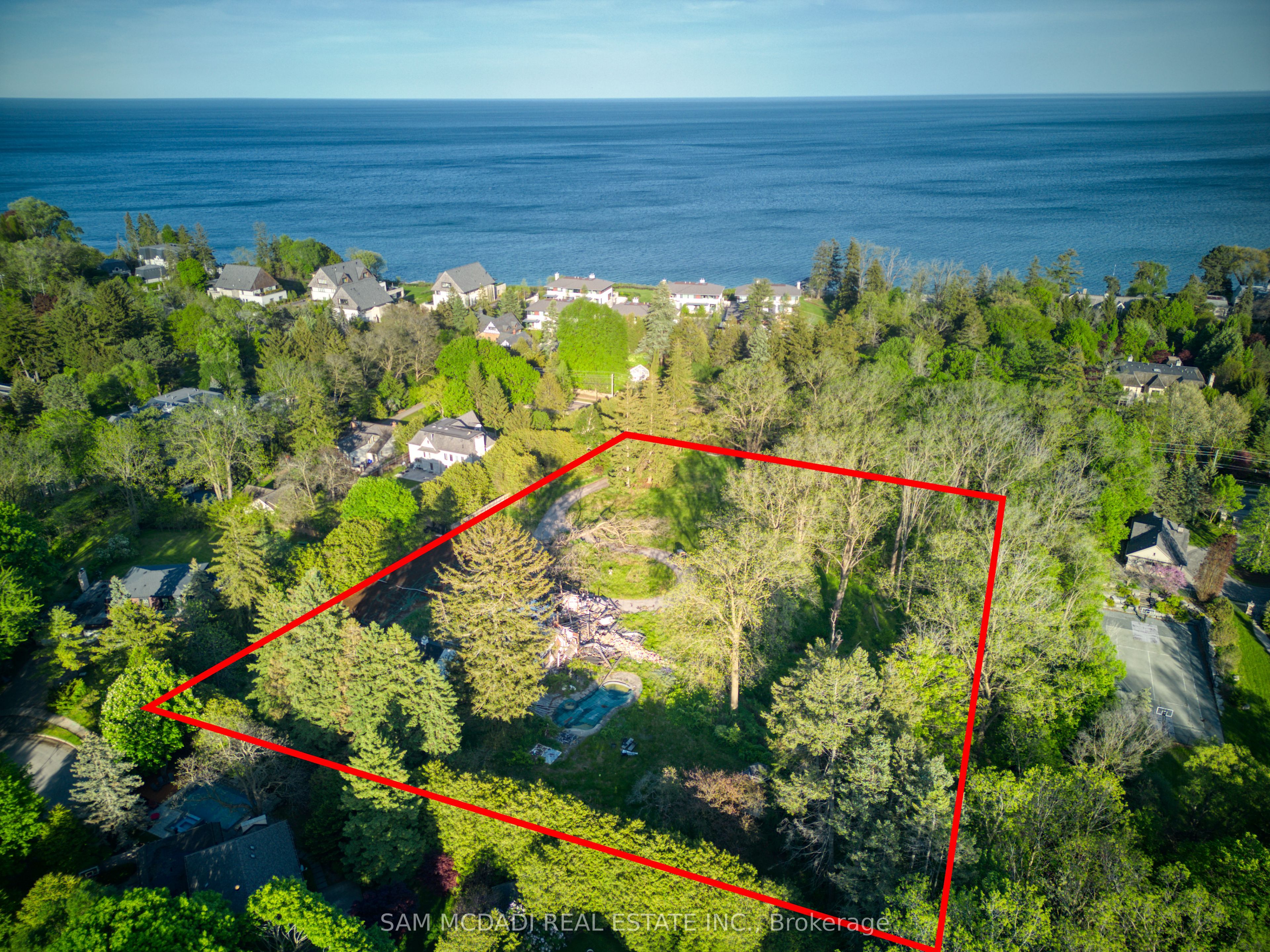 1475 Lakeshore Road E Property Photo 1