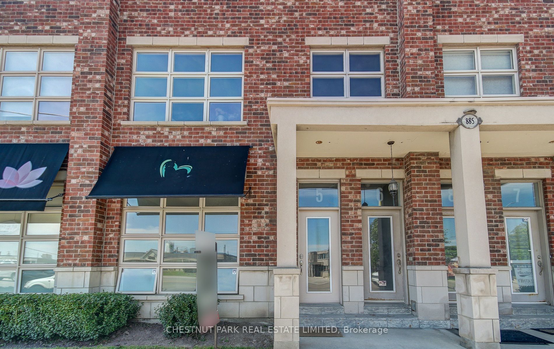 885 Lakeshore Road E 5 Property Photo 1