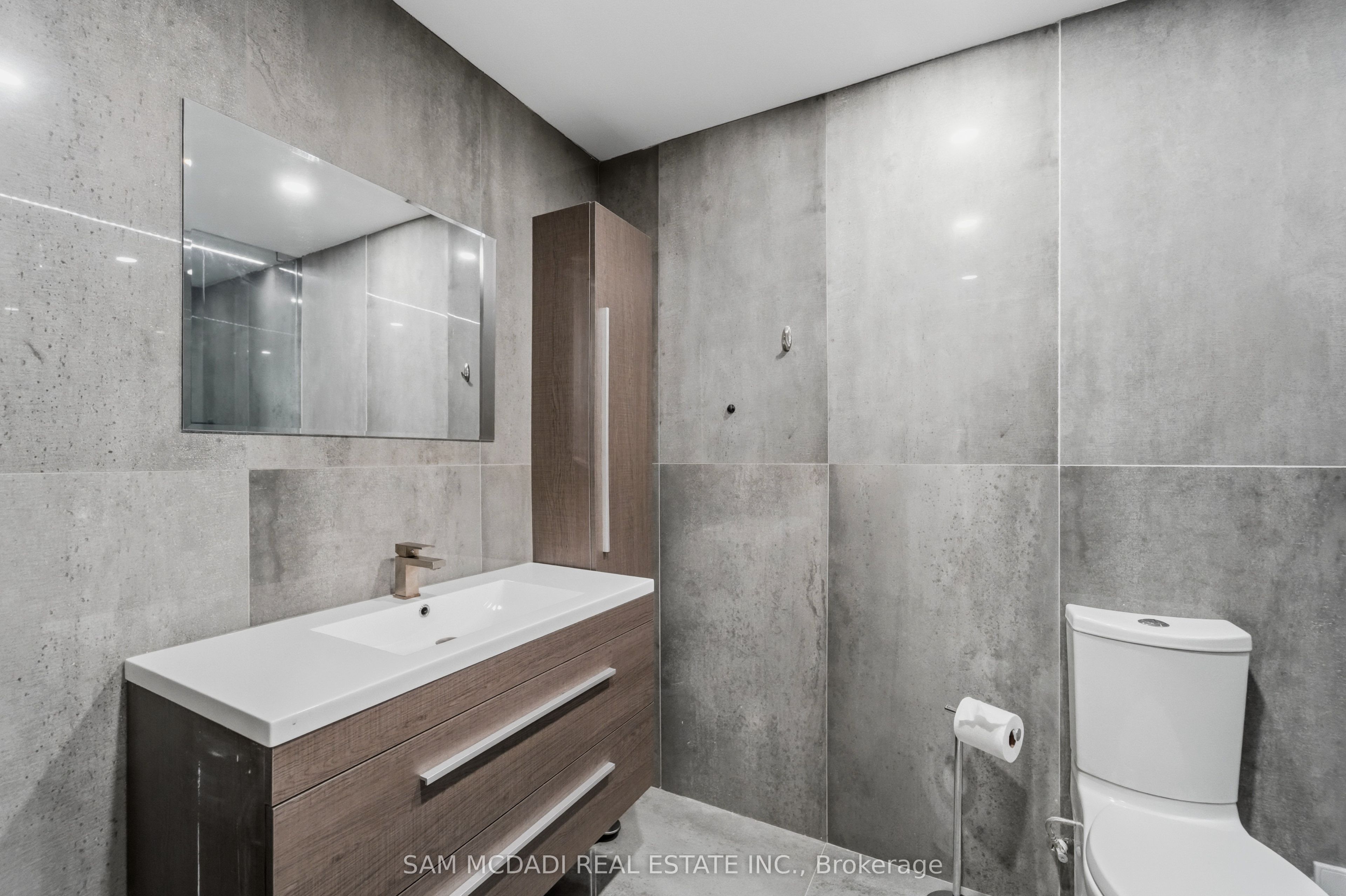 5481 Middleport Crescent Property Photo 39