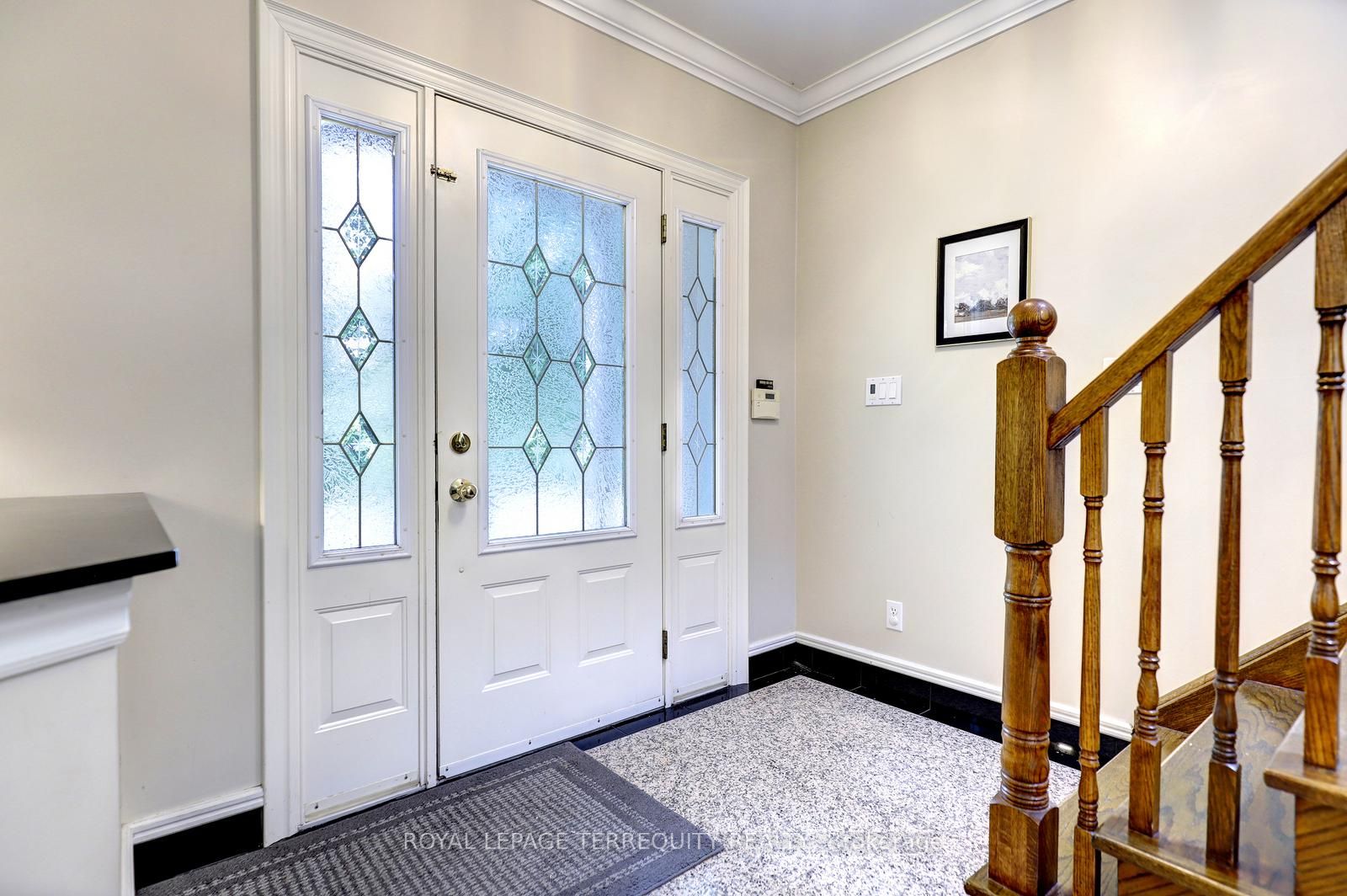 27 Shadwick Drive Property Photo 4