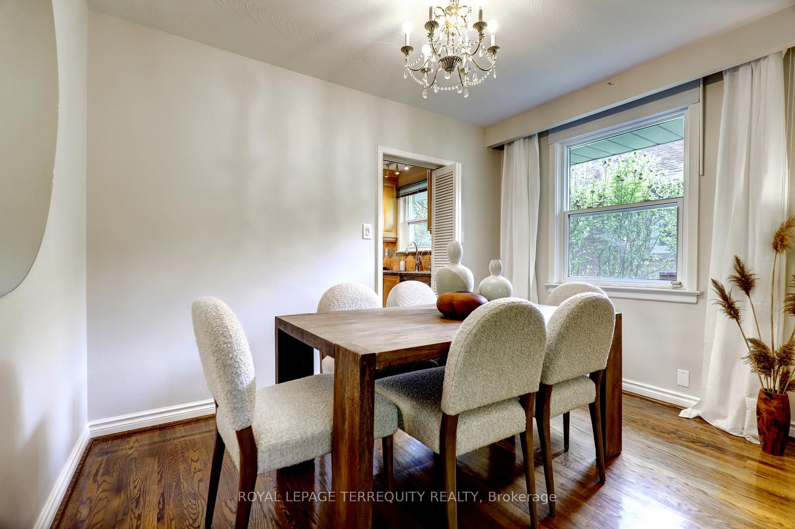 27 Shadwick Drive Property Photo 8