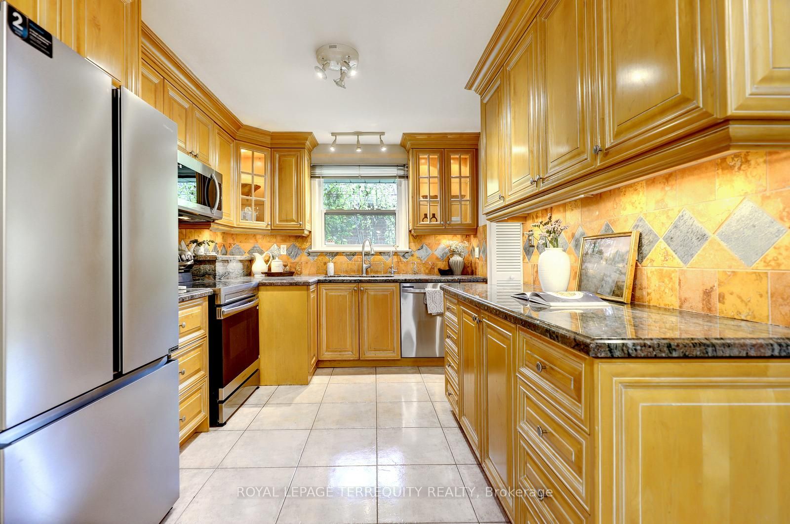 27 Shadwick Drive Property Photo 10