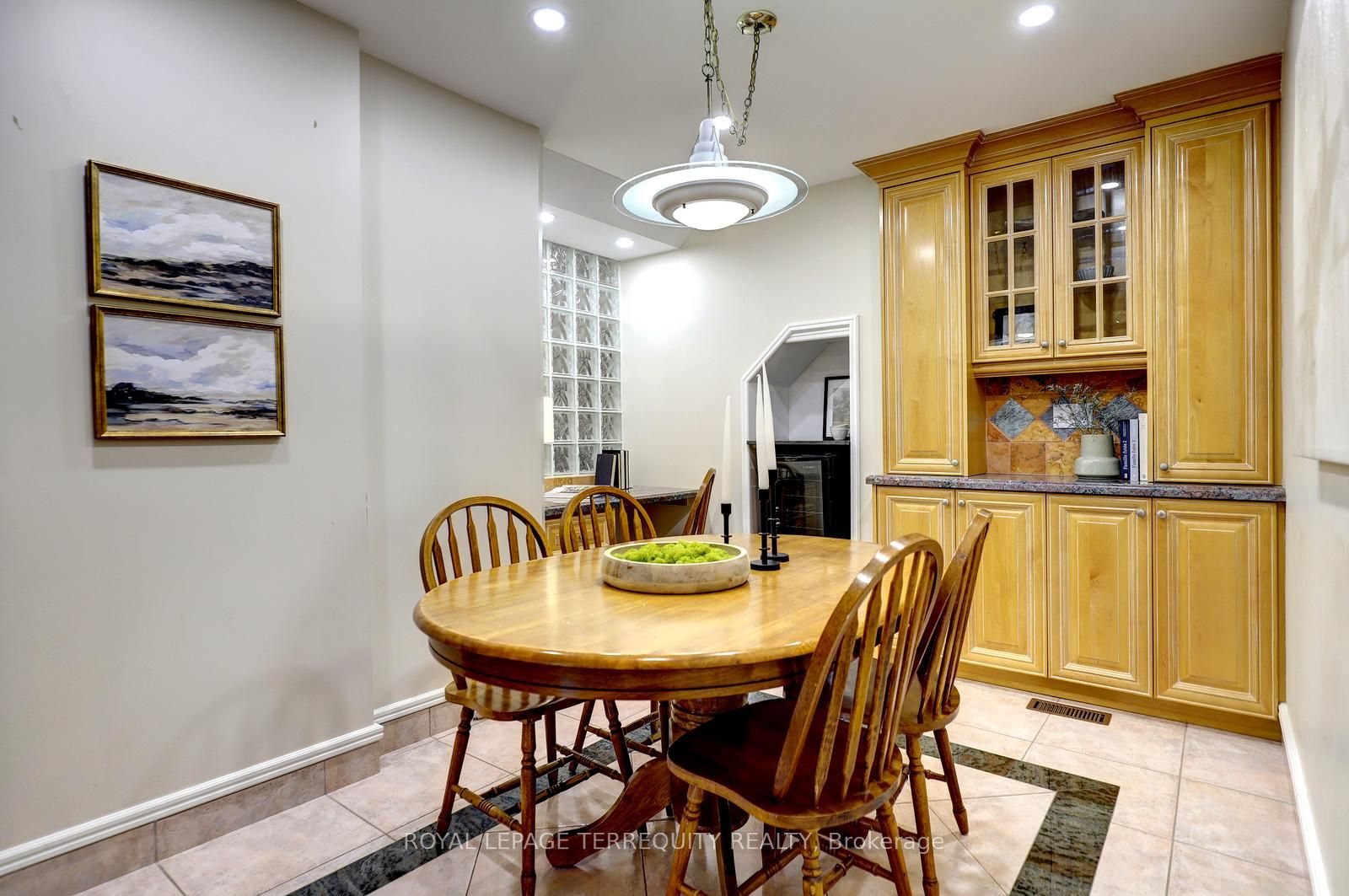 27 Shadwick Drive Property Photo 14