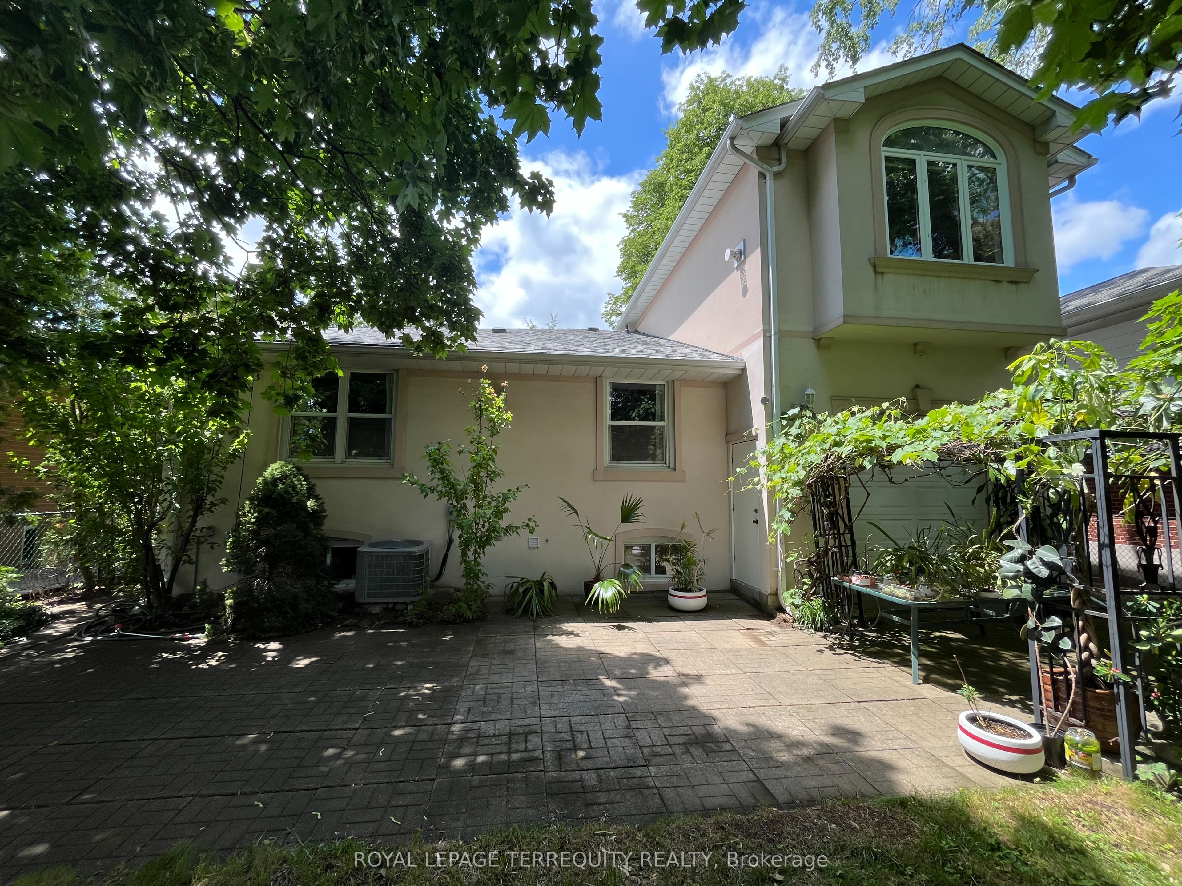 27 Shadwick Drive Property Photo 34