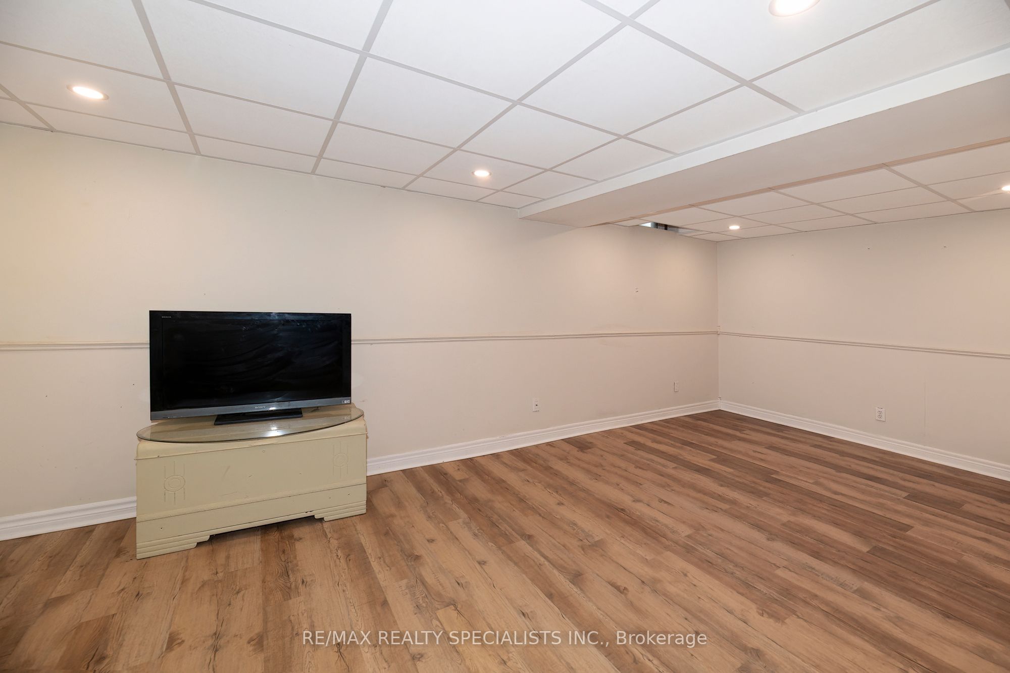 21 Richvale Drive S Property Photo 21