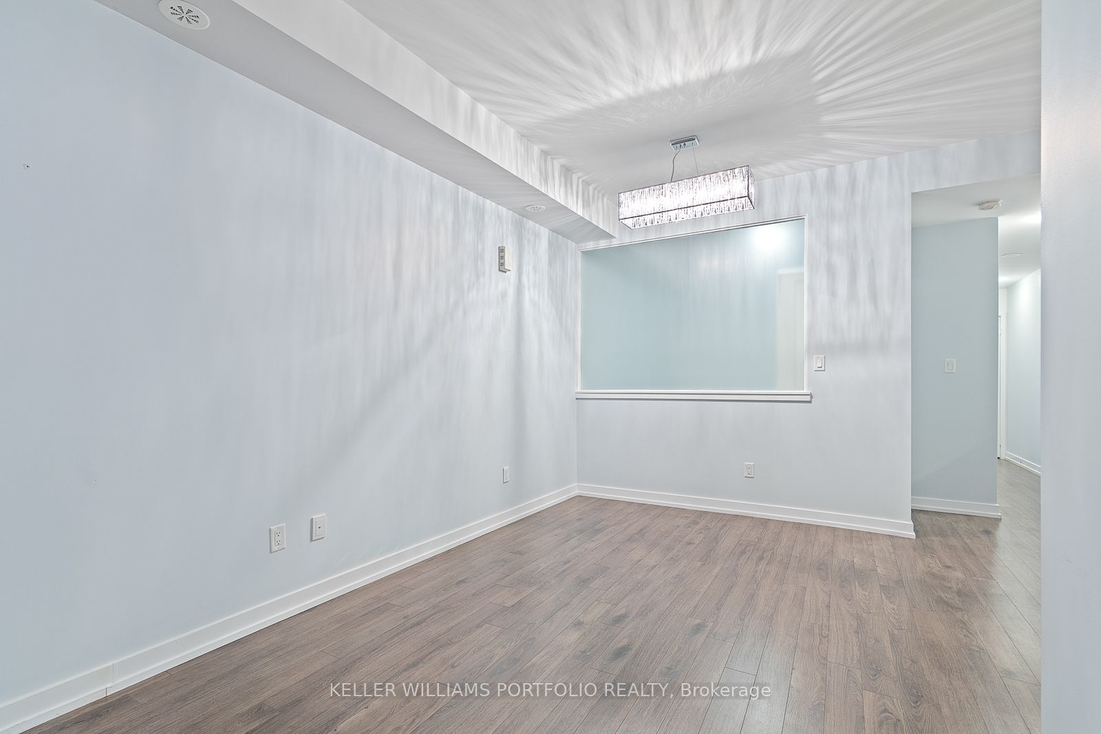 869 Wilson Avenue 10 Property Photo 6