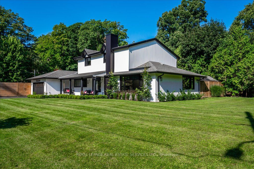 169 Oakes Drive Property Photo 3