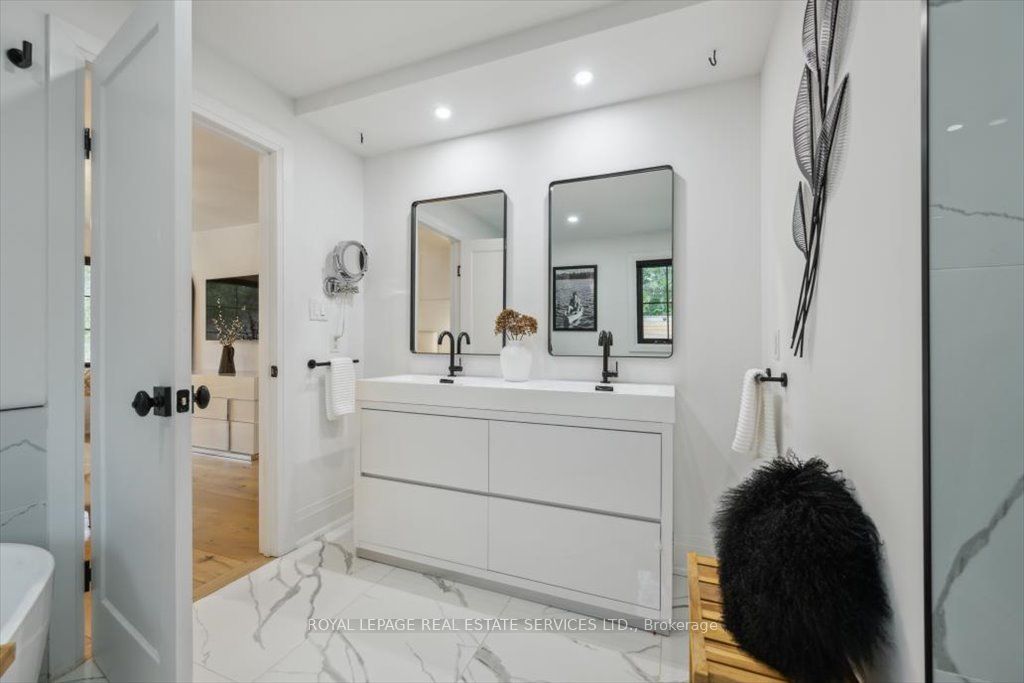 169 Oakes Drive Property Photo 22