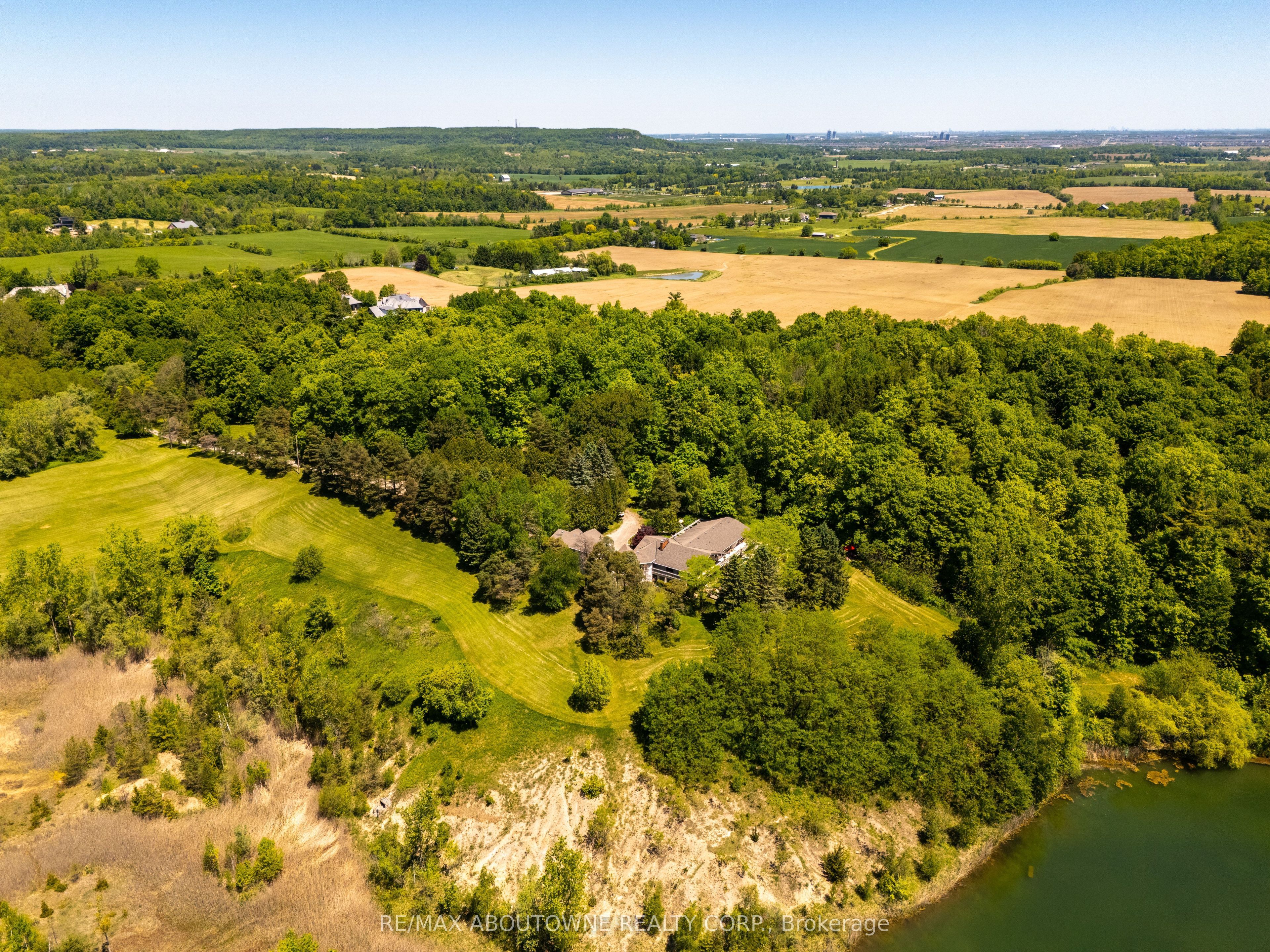 2360 8 Side Road Property Photo 3