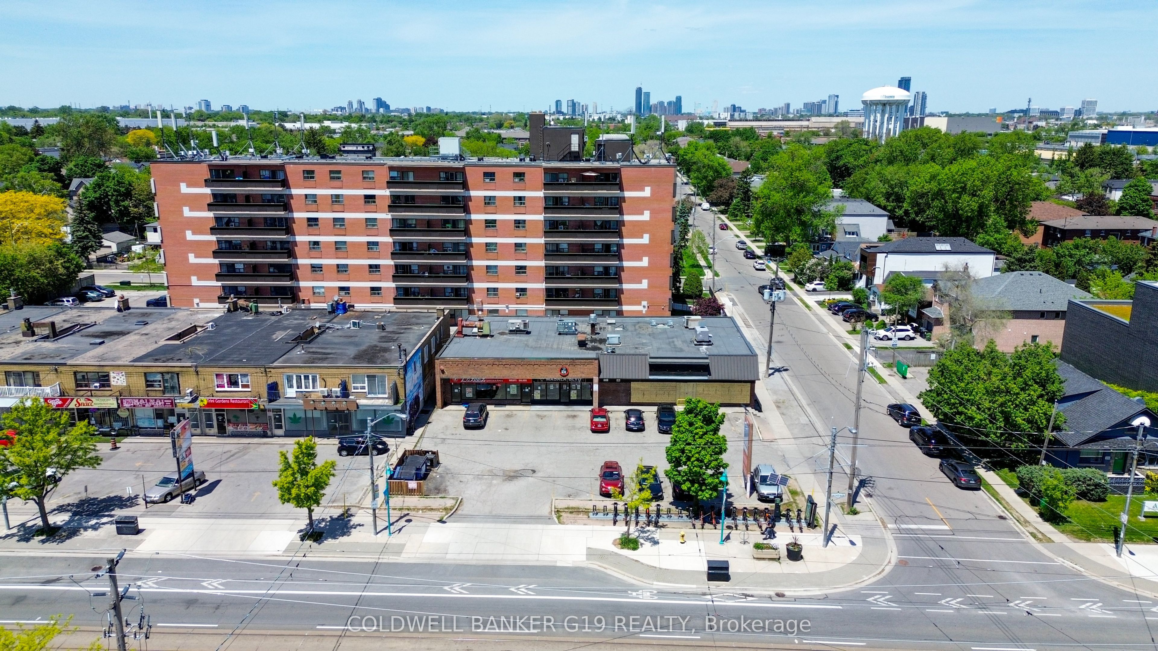 3260 Lake Shore Boulevard W 2 Property Photo 2