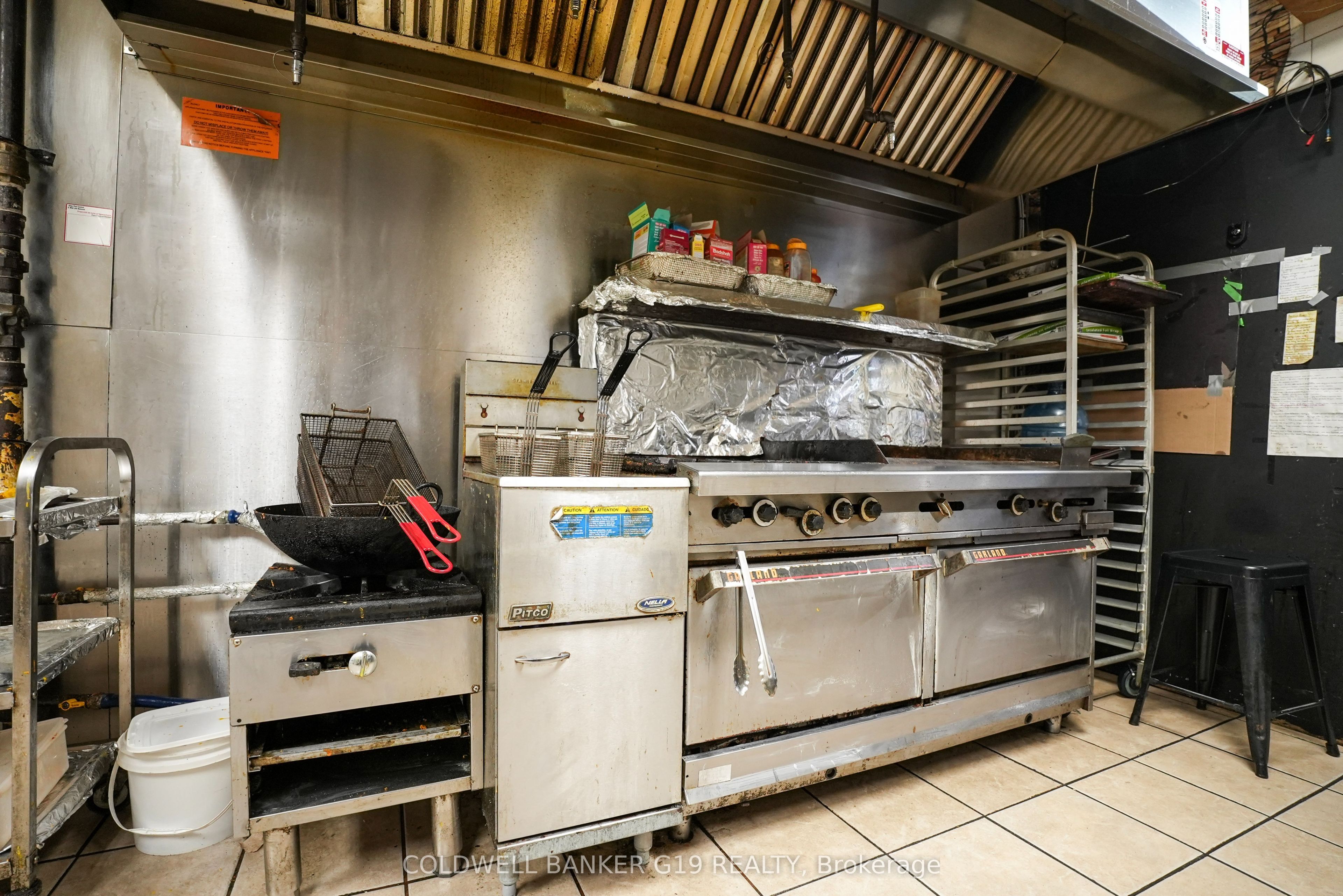 3260 Lake Shore Boulevard W 2 Property Photo 12