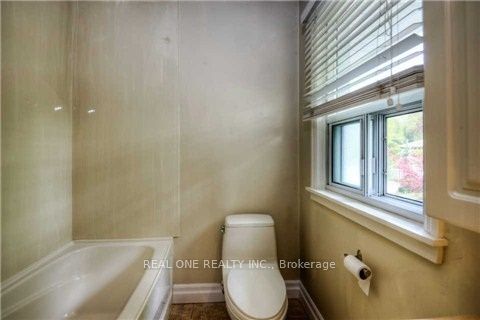 207 Pinehurst Drive Property Photo 12
