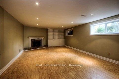 207 Pinehurst Drive Property Photo 15