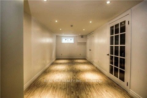 207 Pinehurst Drive Property Photo 16